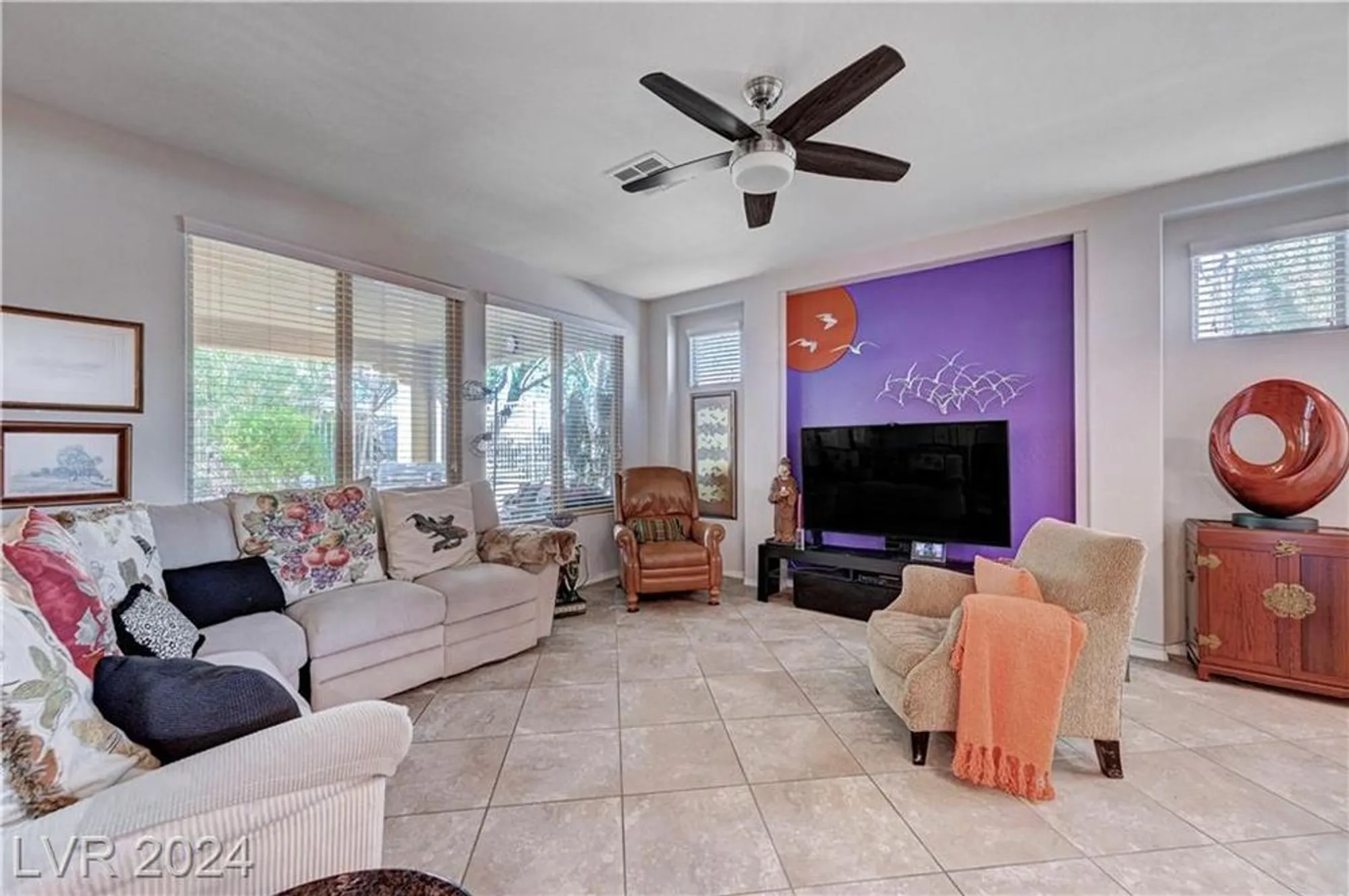 Property Slideshow image 12 of 86 | 5721 keystone crest st, North Las Vegas, NV, 89081