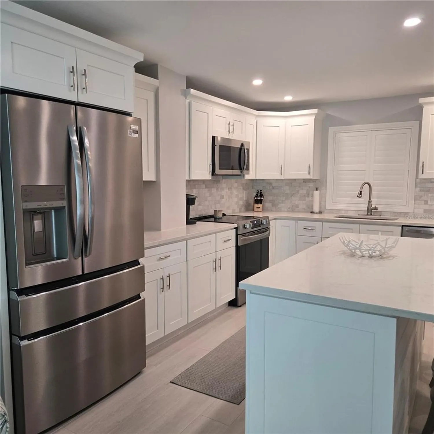 Property Slideshow image 10 of 60 | 1350 n portofino dr apt 108, Sarasota, FL, 34242