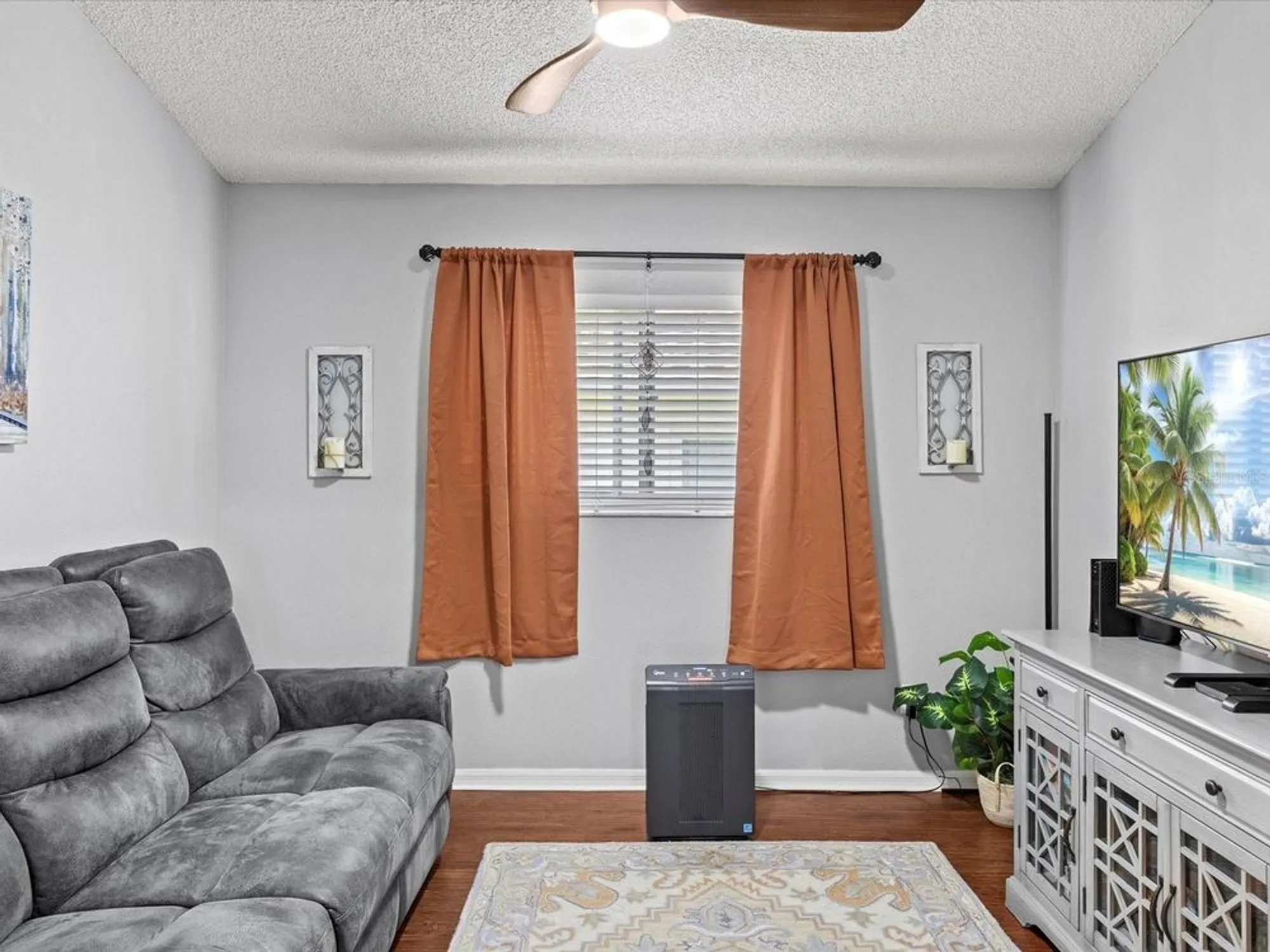 Property Slideshow image 10 of 42 | 4130 capland ave, Clermont, FL, 34711