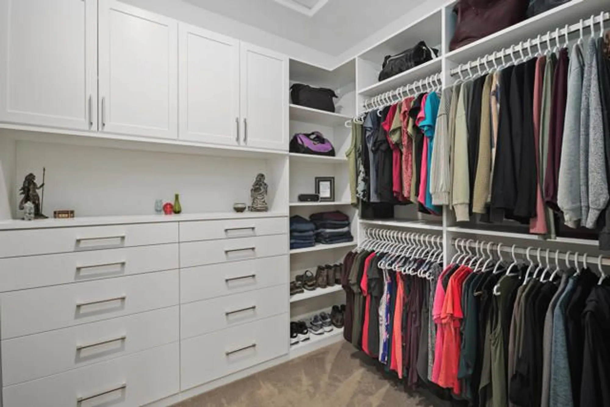 Property Slideshow image 9 of 42 | 82420 round valley dr, Indio, CA, 92201