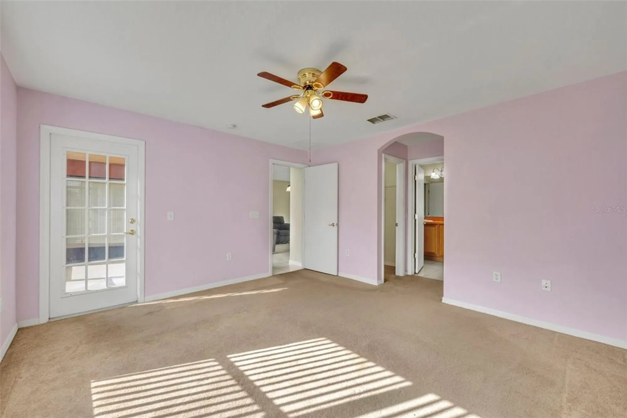 Property Slideshow image 21 of 35 | 540 grand canal dr, Kissimmee, FL, 34759