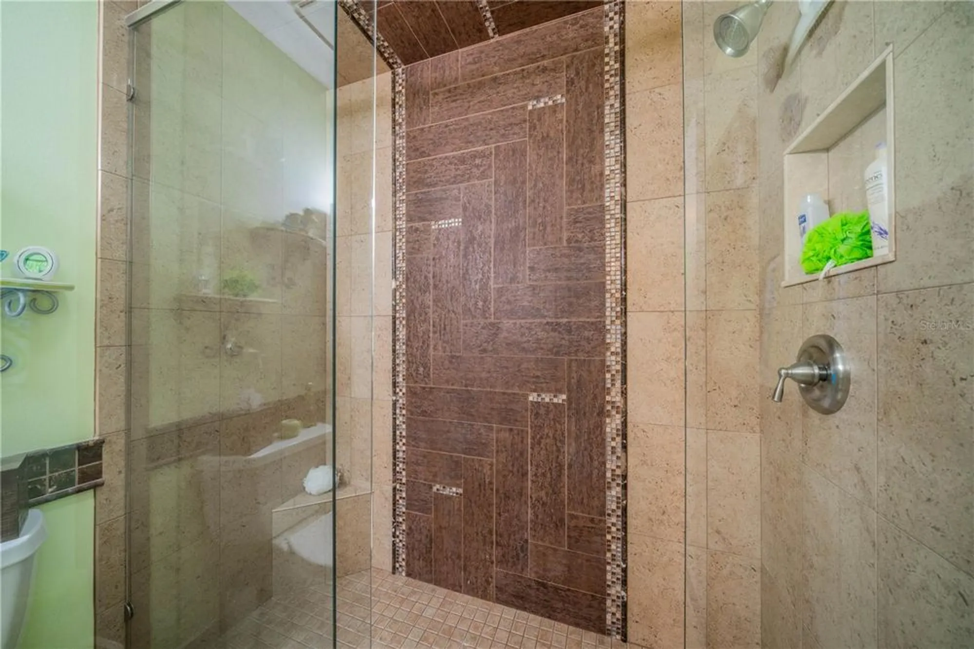 Property Slideshow image 10 of 34 | 2035 hampstead cir # 275, Sun City Center, FL, 33573