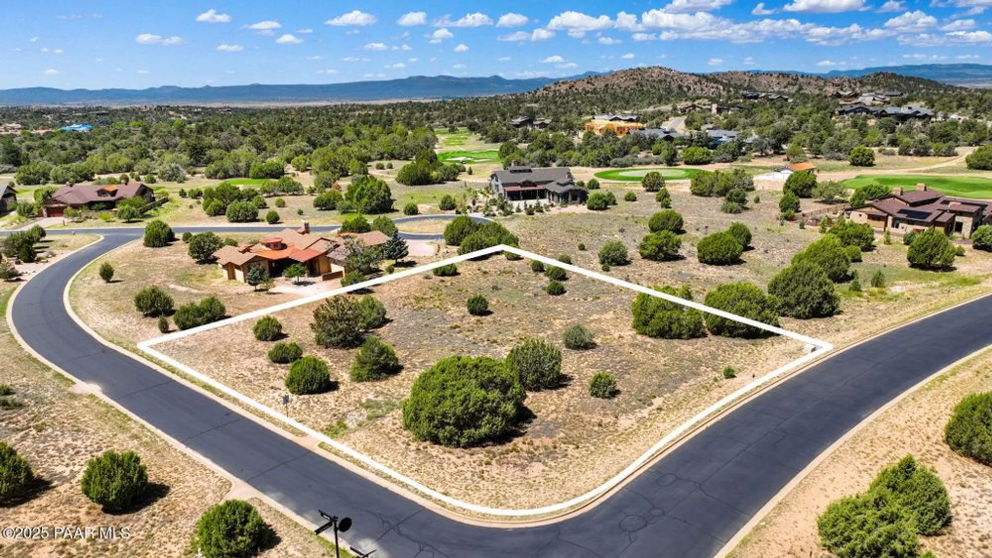 Property Slideshow image 3 of 22 | 15640 n silent moon ln, Prescott, AZ, 86305
