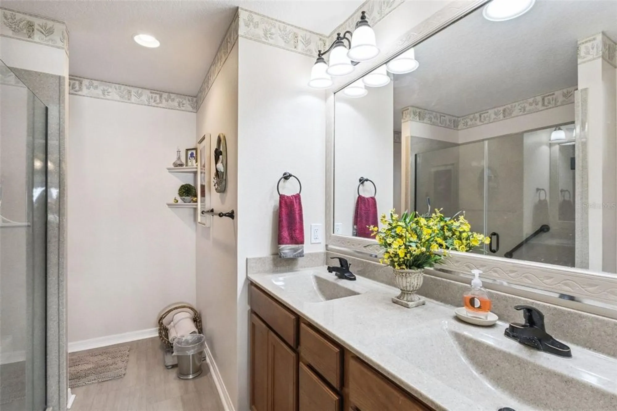 Property Slideshow image 34 of 75 | 909 abaco path, The Villages, FL, 32163