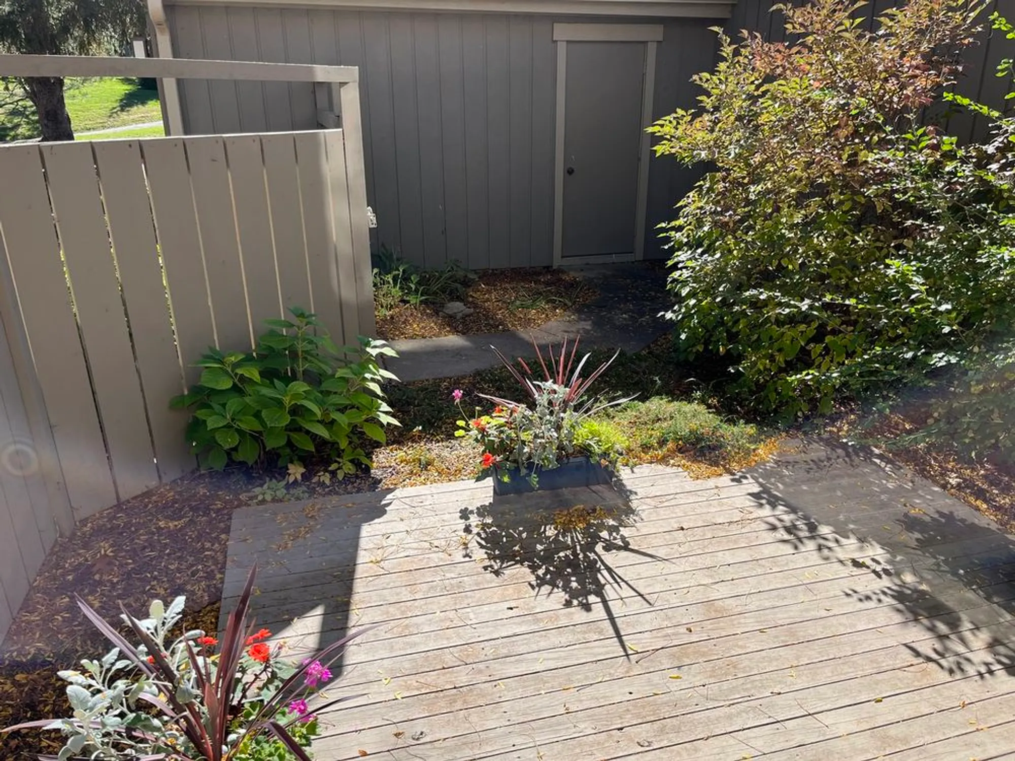 Property Slideshow image 18 of 43 | 315 bluff ct c, Lake Barrington, IL, 60010