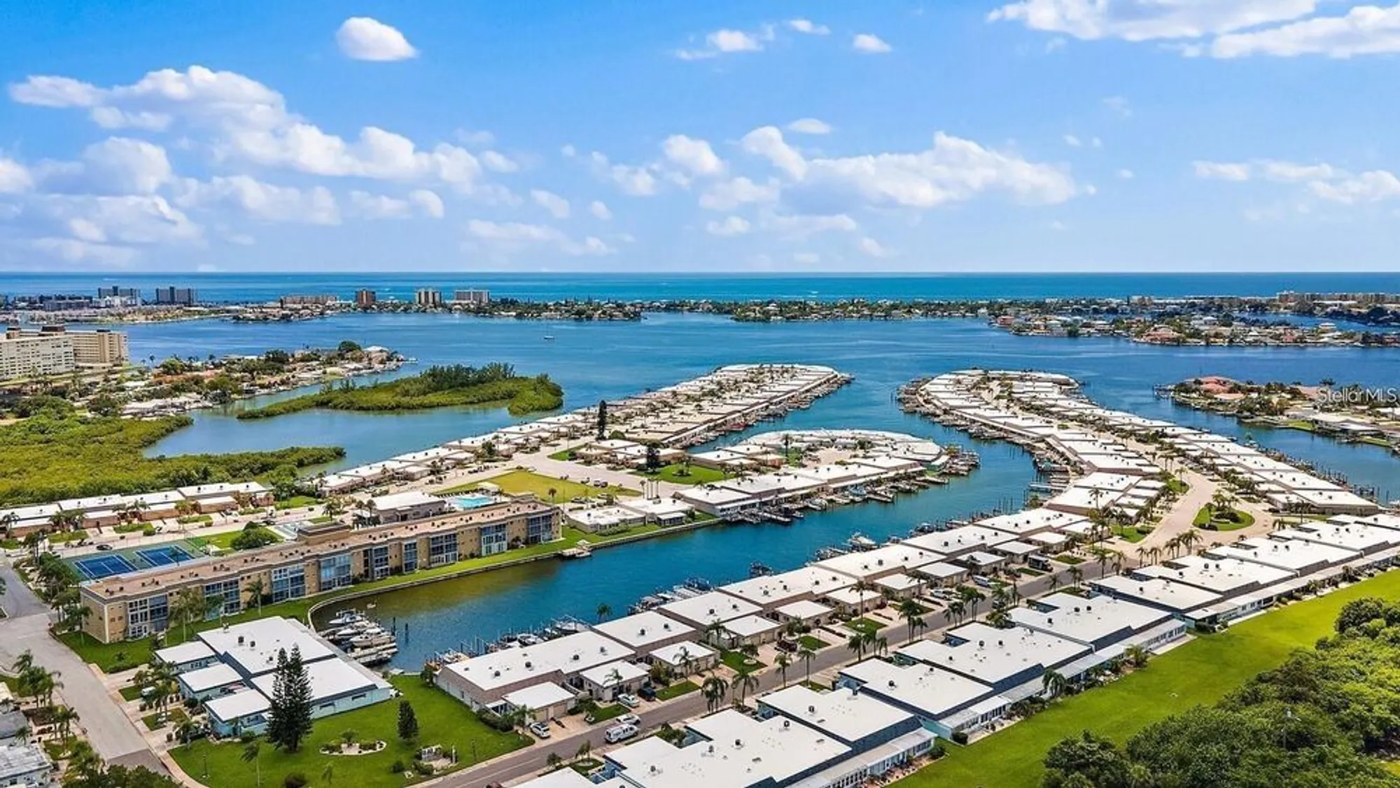 Property Slideshow image 33 of 33 | 1 boca ciega point blvd apt 213, St Petersburg, FL, 33708