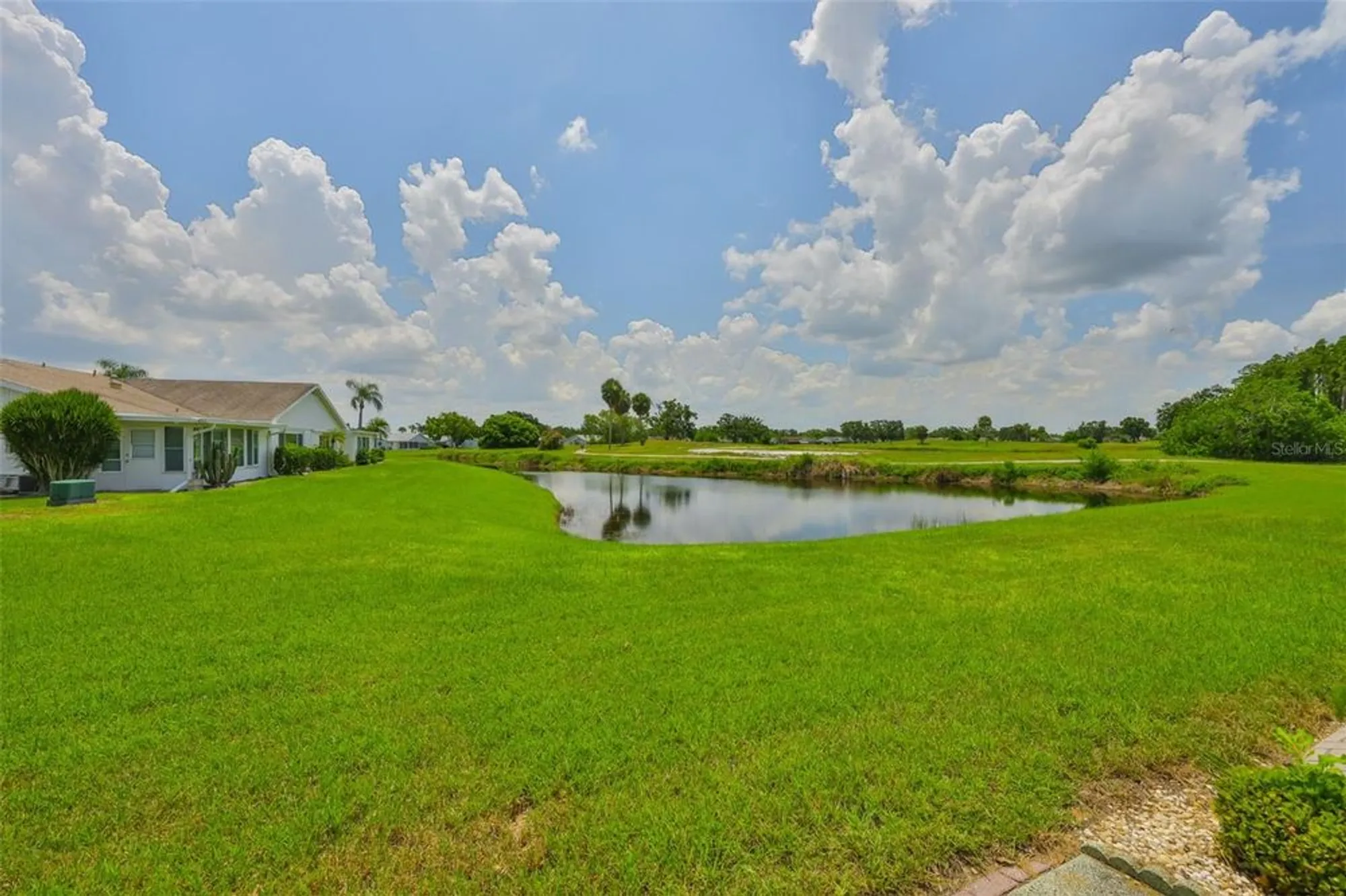 Property Slideshow image 30 of 64 | 2347 gainesborough loop # 2347, Sun City Center, FL, 33573