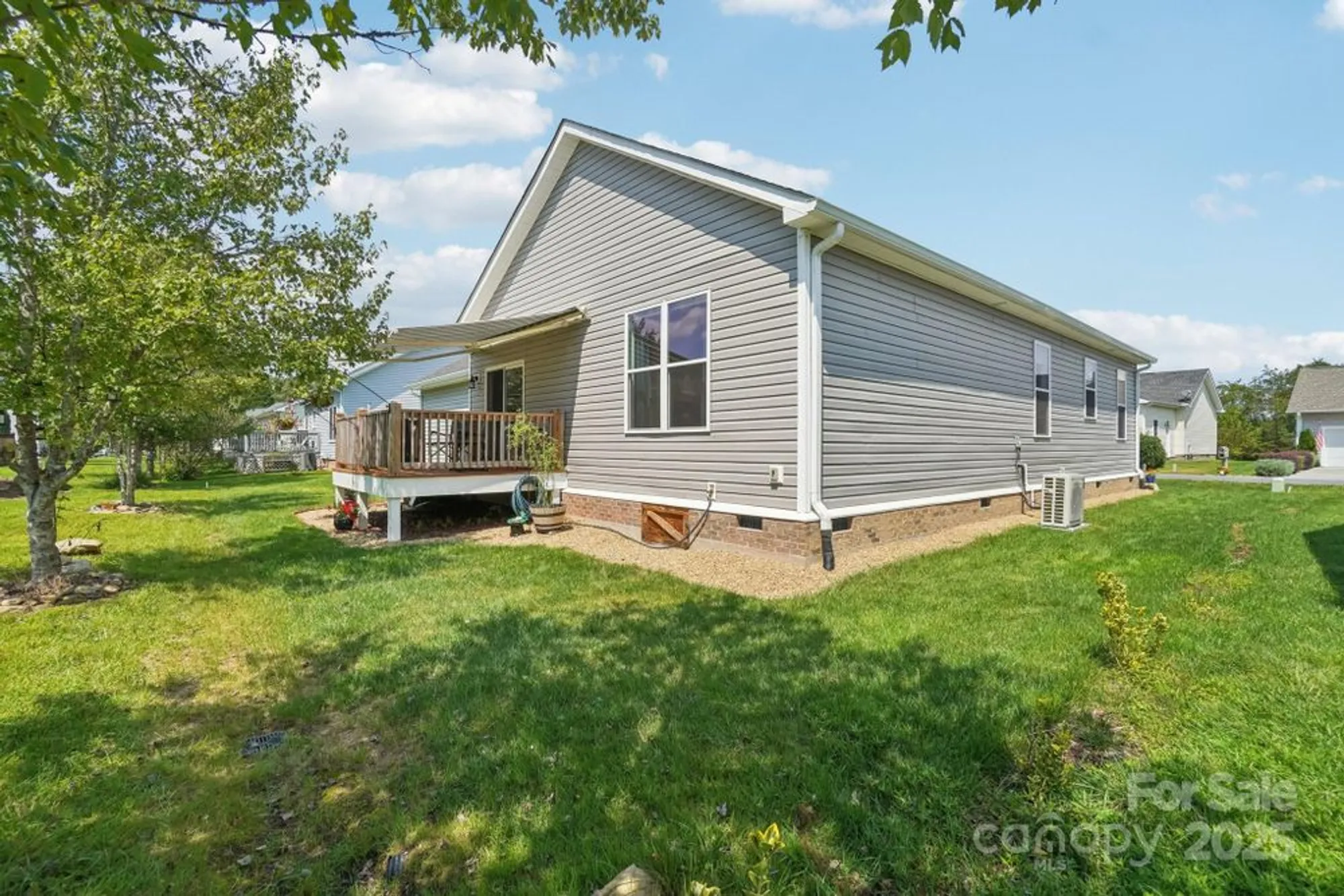 Property Slideshow image 22 of 23 | 244 beechnut dr, Hendersonville, NC, 28739