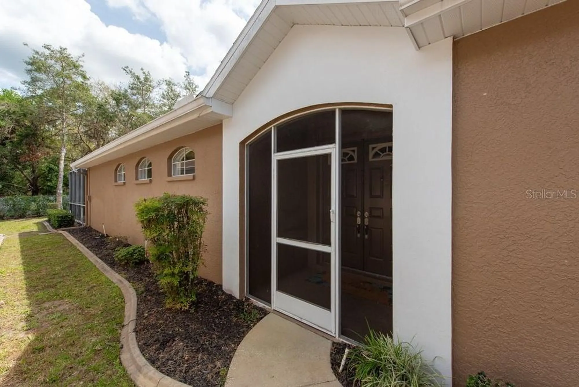 Property Slideshow image 3 of 47 | 5664 legend hills ln, Spring Hill, FL, 34609