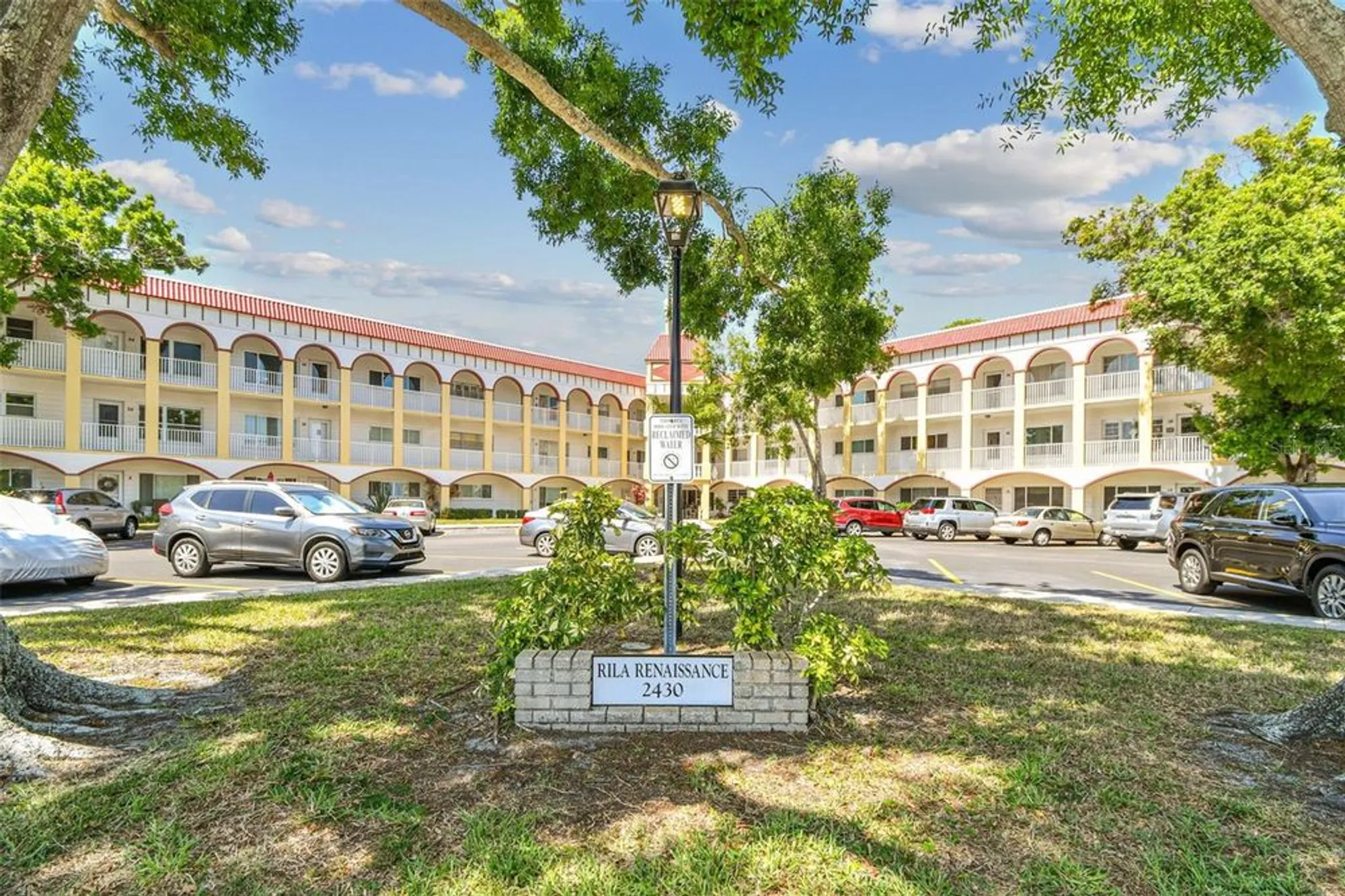 Property Slideshow image 4 of 52 | 2430 florentine way 46, Clearwater, FL, 33763