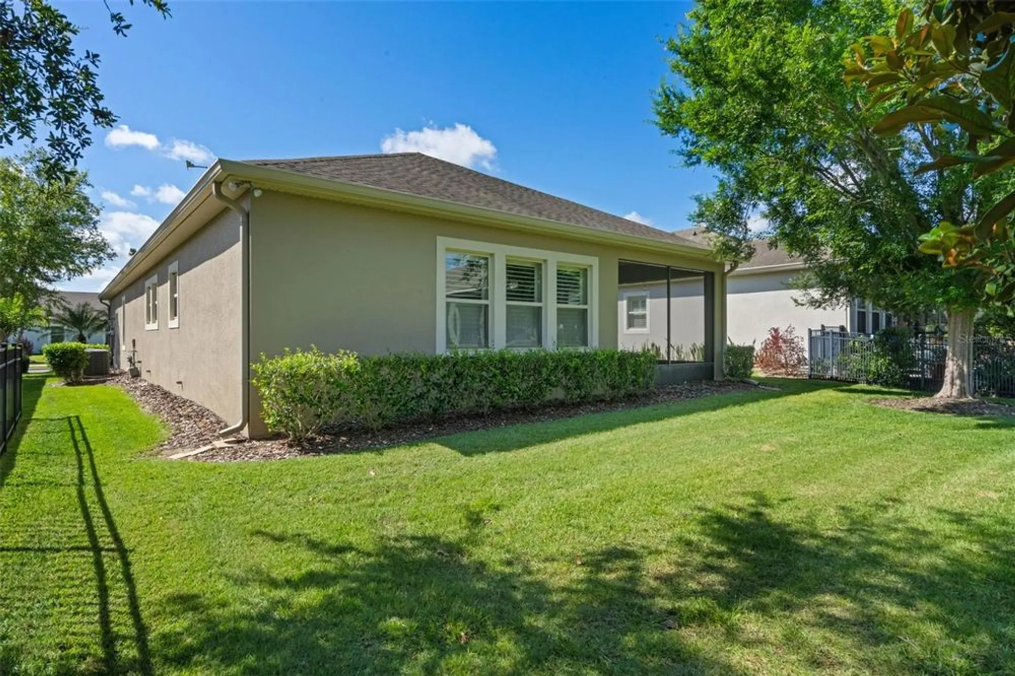 Property Slideshow image 35 of 67 | 2602 stargrass cir, Clermont, FL, 34715