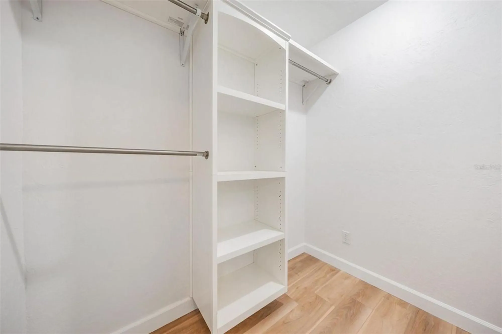 Property Slideshow image 11 of 27 | 127 boca ciega point blvd n, St Petersburg, FL, 33708