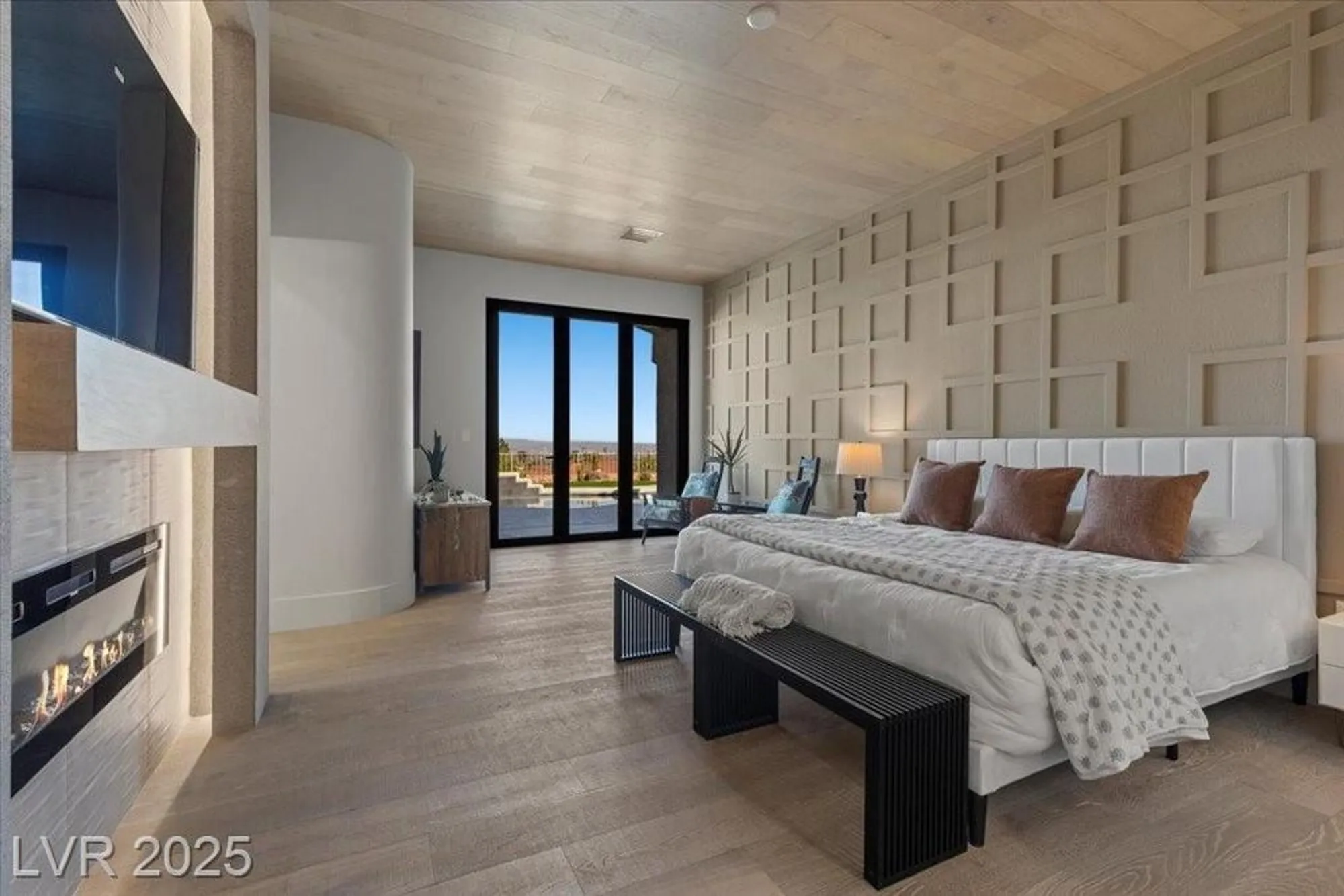 Property Slideshow image 32 of 78 | 2508 faiss dr, Las Vegas, NV, 89134