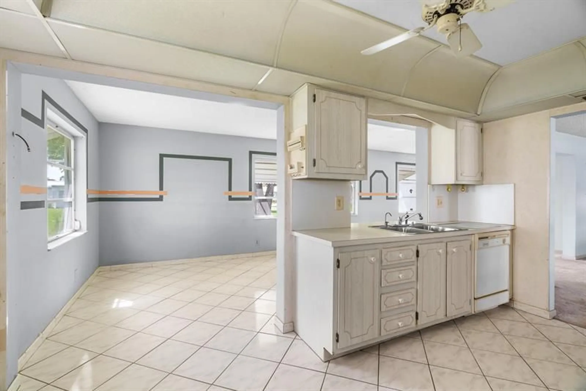 Property Slideshow image 15 of 43 | 8216 nw 12th mnr, Plantation, FL, 33322