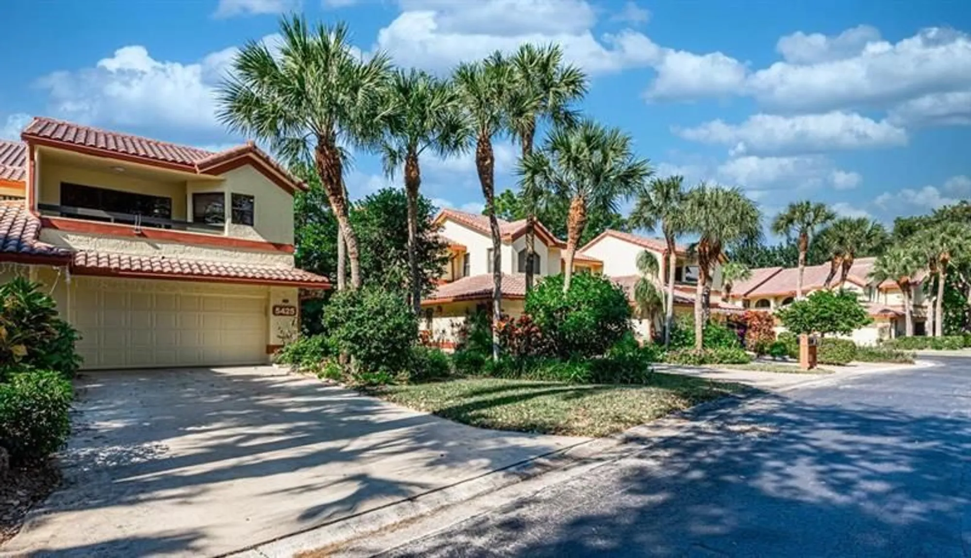 Property Slideshow image 4 of 84 | 5425 10th fairway dr apt 3, Delray Beach, FL, 33484