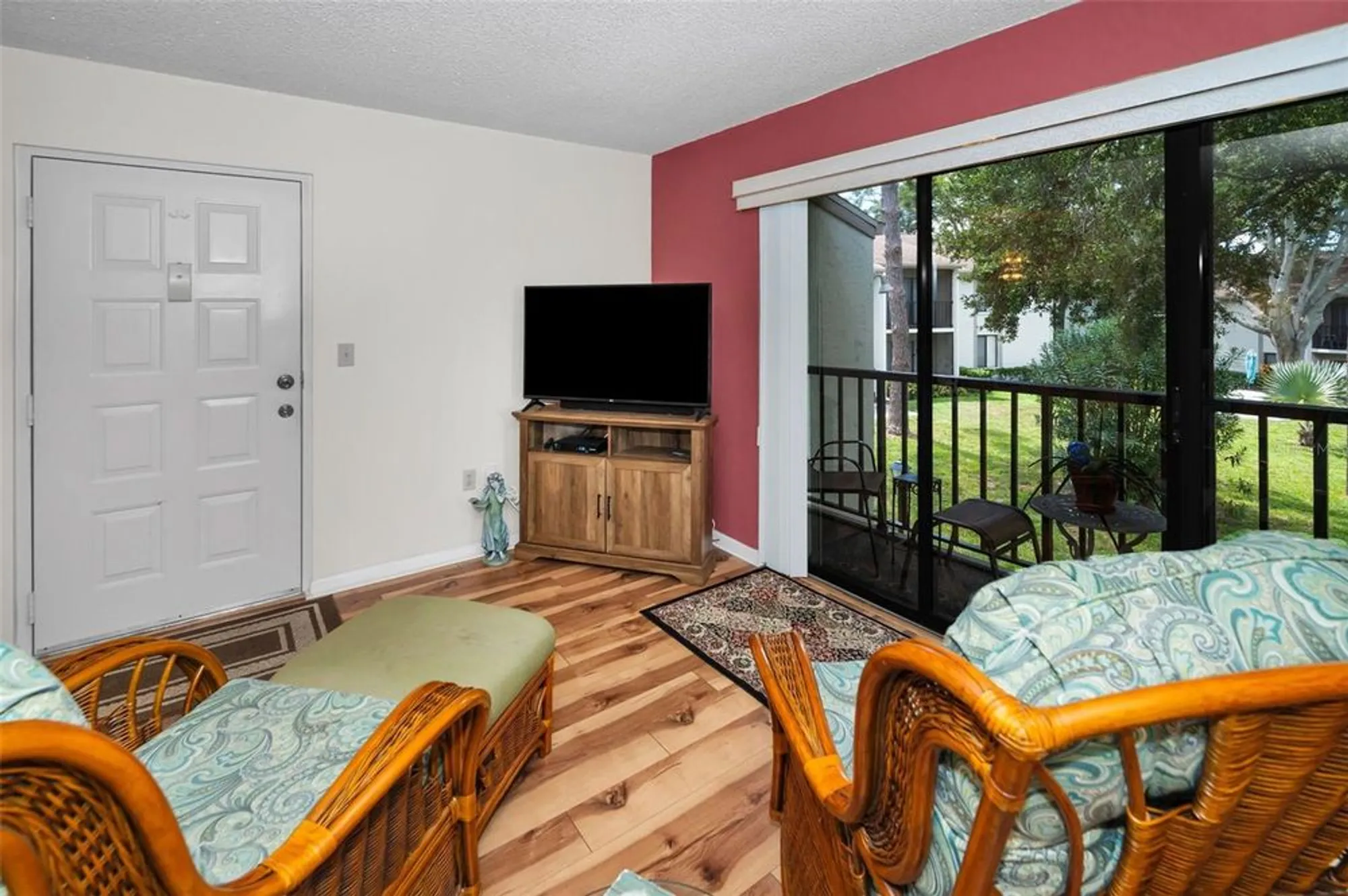 Property Slideshow image 17 of 65 | 2666 pine ridge way c2, Palm Harbor, FL, 34684