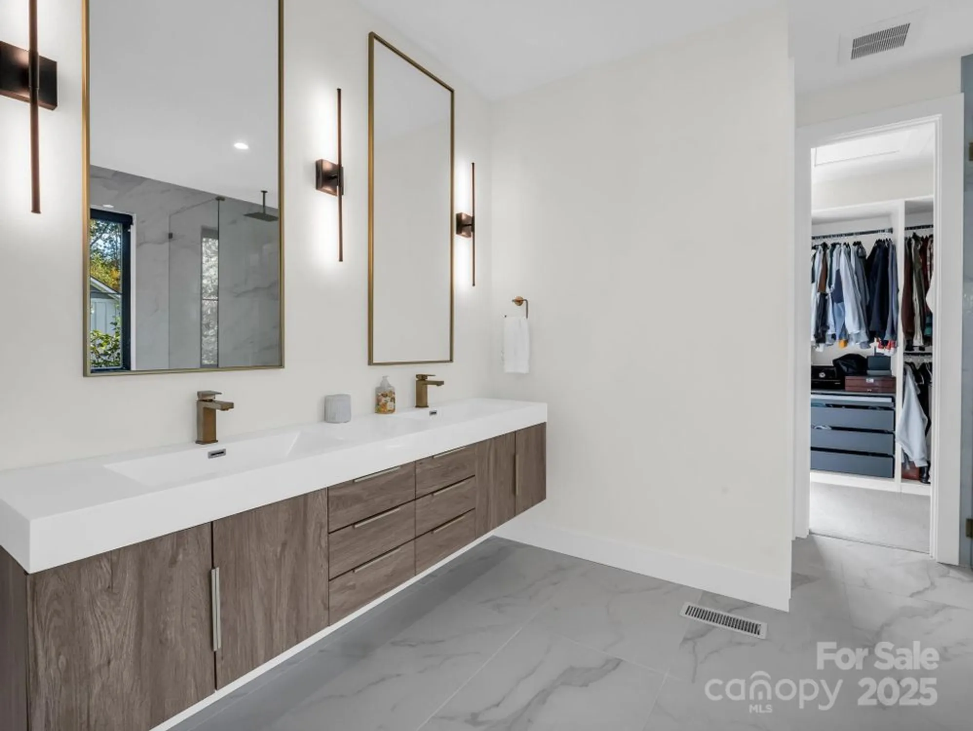 Property Slideshow image 30 of 48 | 123 millbrae loop, Hendersonville, NC, 28791