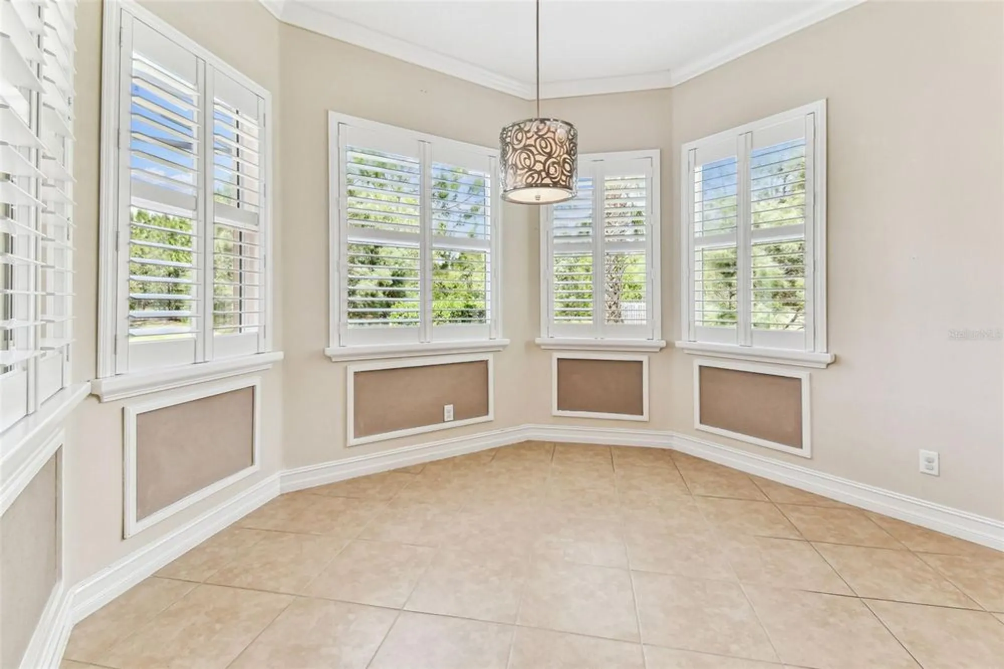 Property Slideshow image 33 of 100 | 16101 cape coral dr, Wimauma, FL, 33598