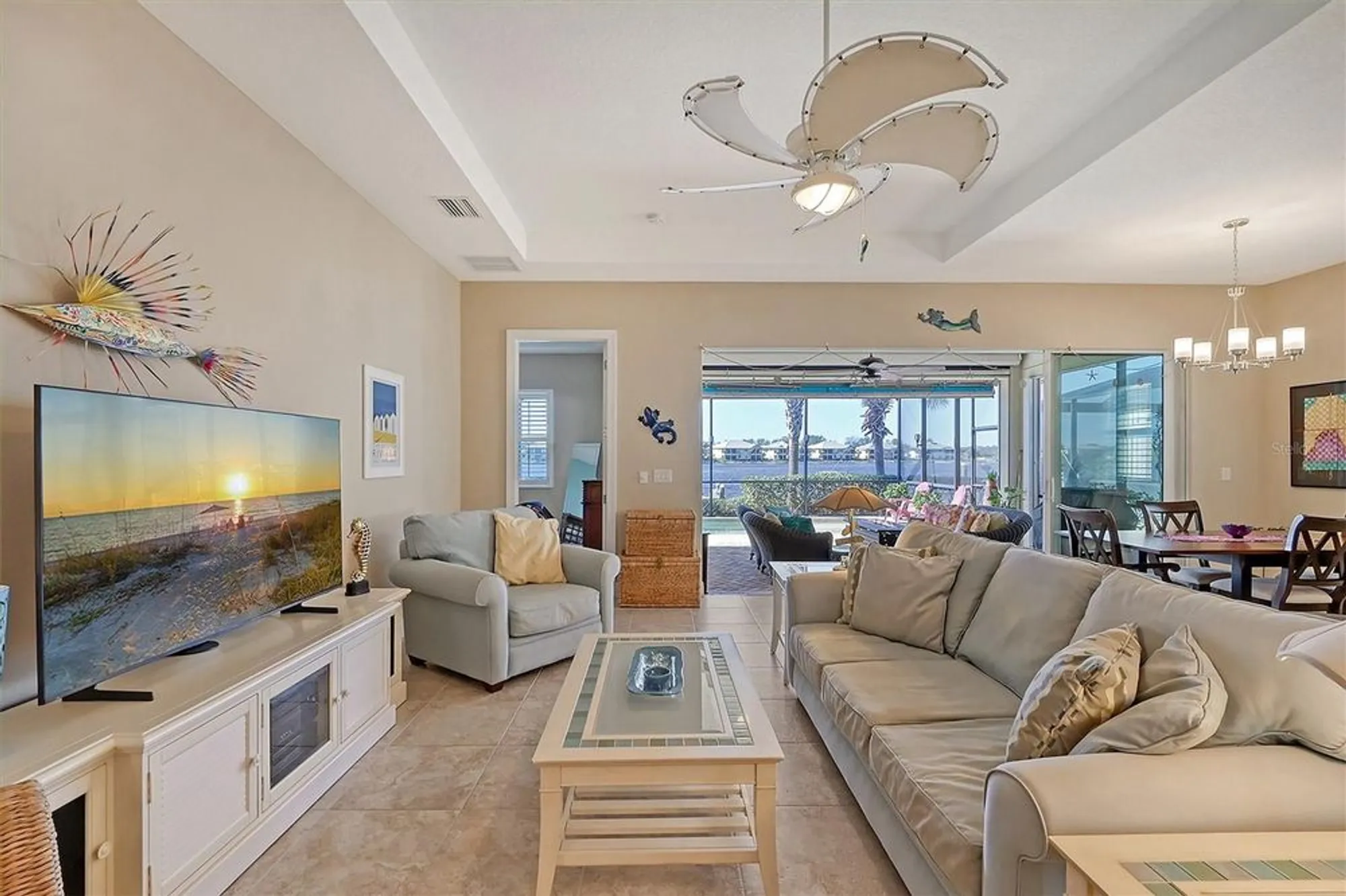 Property Slideshow image 16 of 100 | 1014 overlook ct, Bradenton, FL, 34208