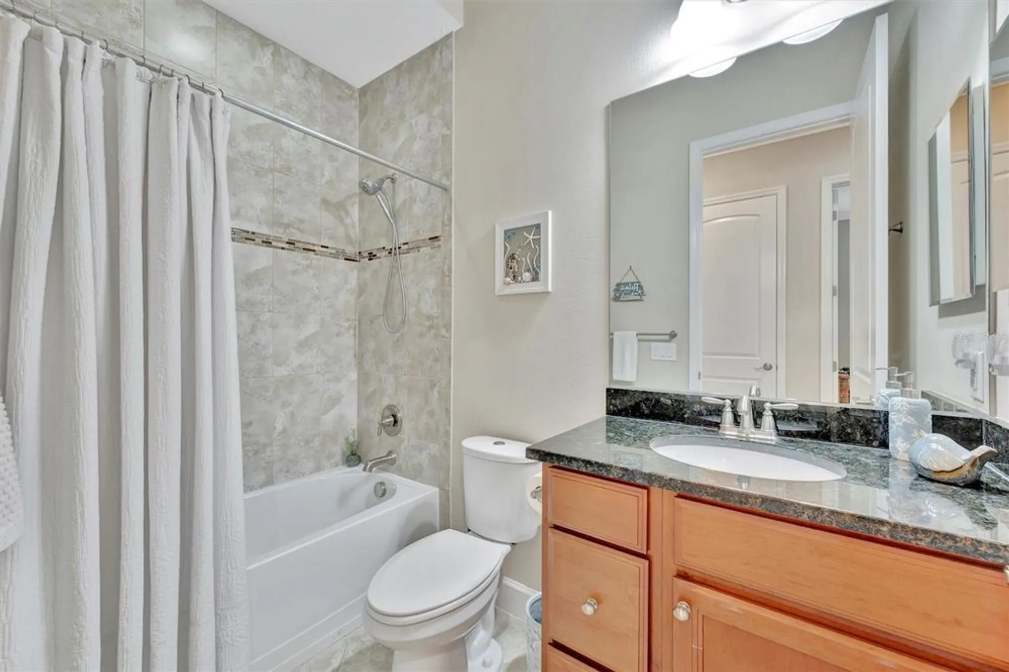 Property Slideshow image 54 of 96 | 246 sapphire lake dr 201, Bradenton, FL, 34209