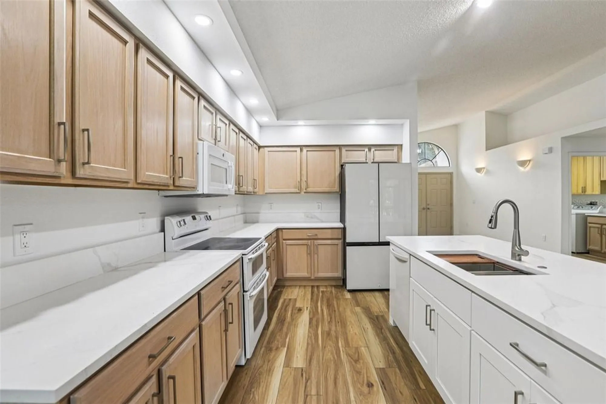 Property Slideshow image 11 of 32 | 533 bent oak ct, Spring Hill, FL, 34609