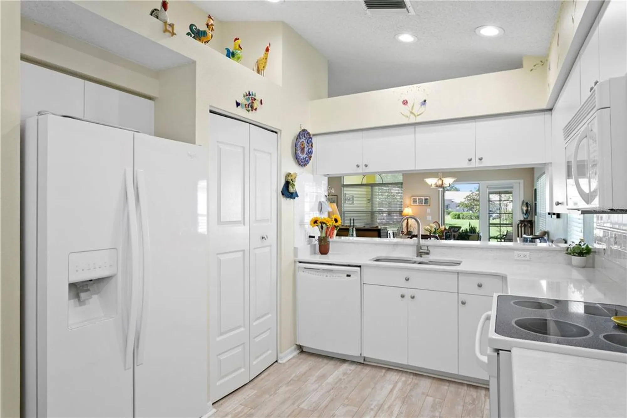 Property Slideshow image 18 of 66 | 1249 winding willow dr, Trinity, FL, 34655
