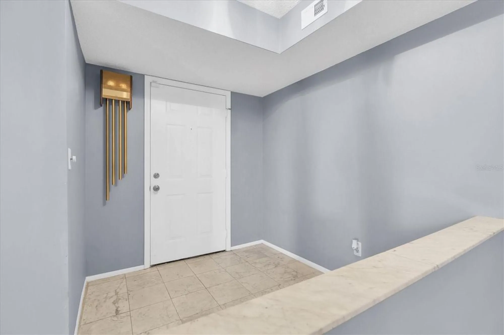 Property Slideshow image 4 of 48 | 8198 terrace garden dr n unit 511, Saint Petersburg, FL, 33709