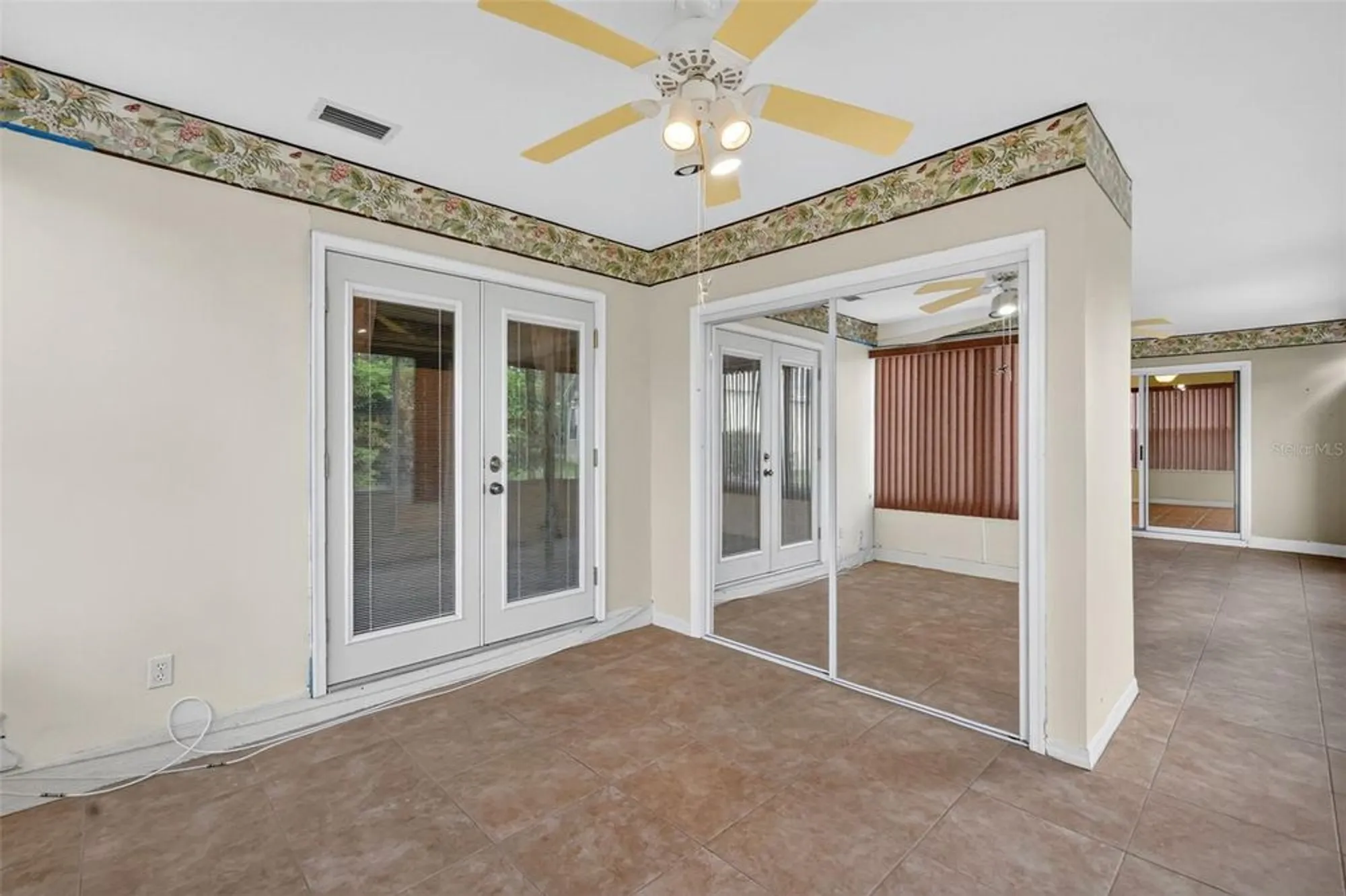 Property Slideshow image 25 of 35 | 318 del mar dr, The Villages, FL, 32159