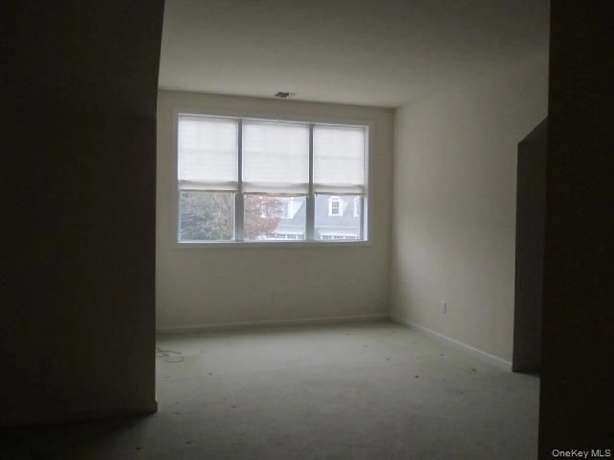 Property Slideshow image 15 of 20 | 177 melody ct, Eastport, NY, 11941