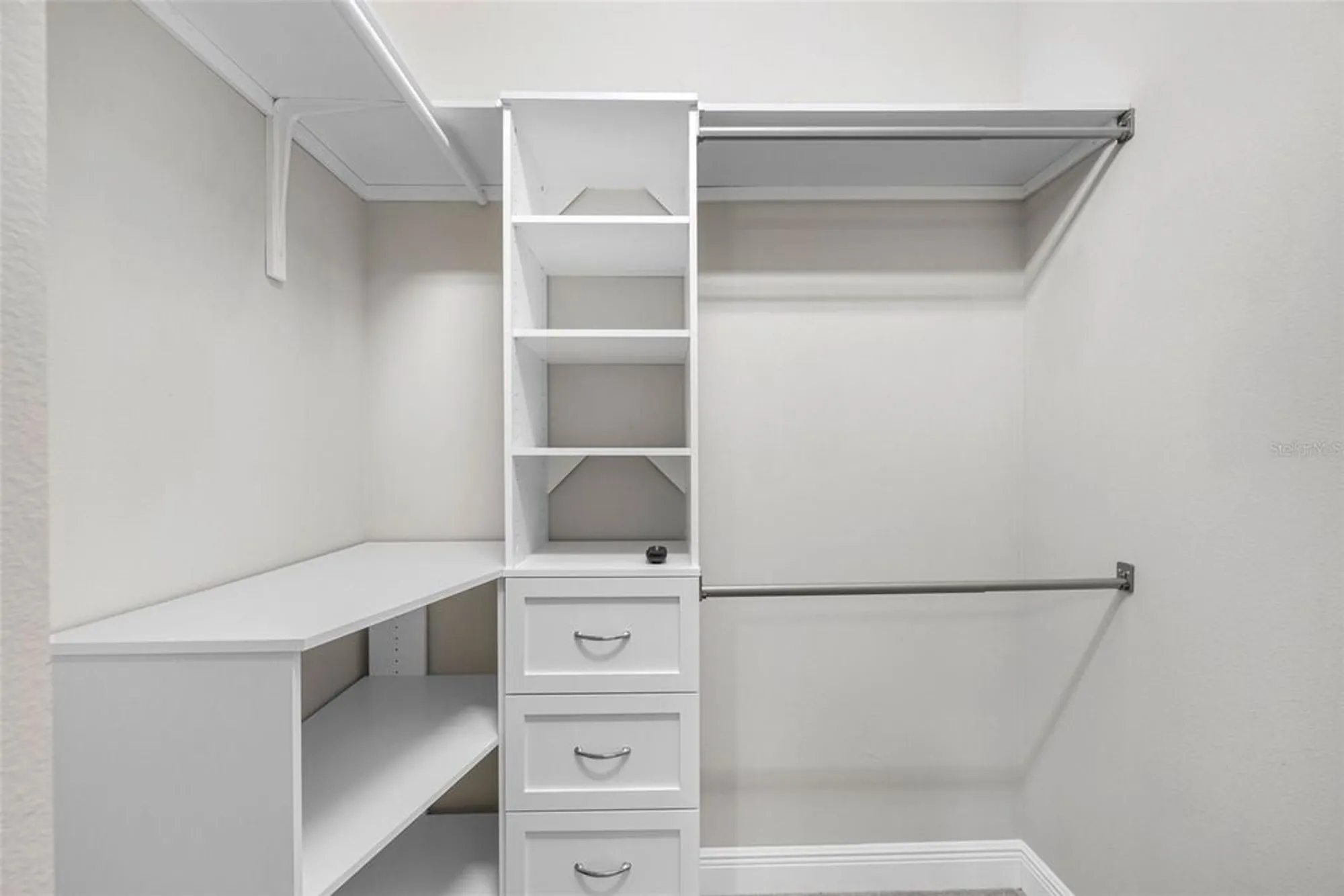 Property Slideshow image 31 of 47 | 16005 cape coral dr, Wimauma, FL, 33598