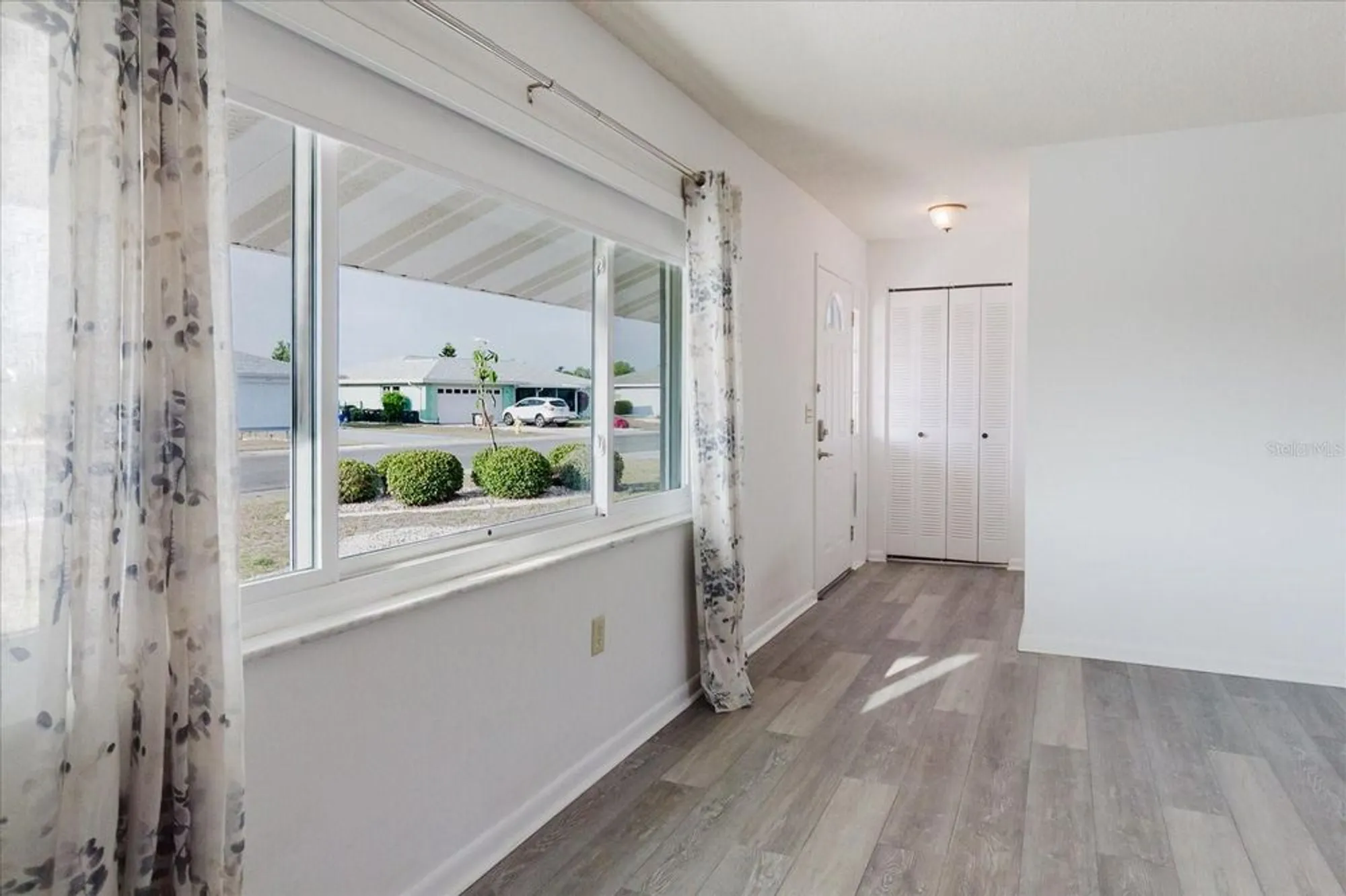 Property Slideshow image 4 of 60 | 646 allegheny dr, Sun City Center, FL, 33573