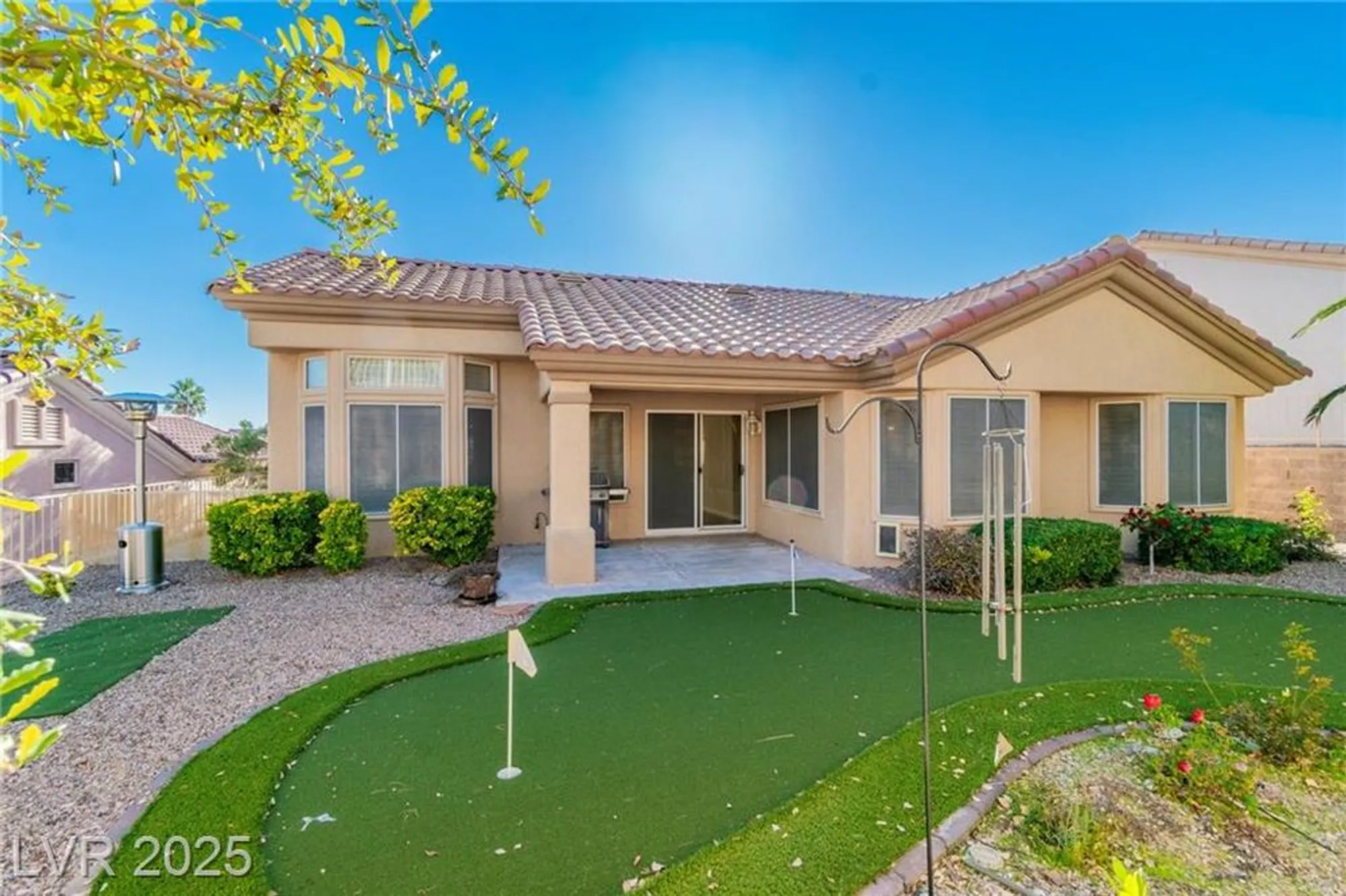 Property Slideshow image 25 of 30 | 10400 georgetown pl, Las Vegas, NV, 89134