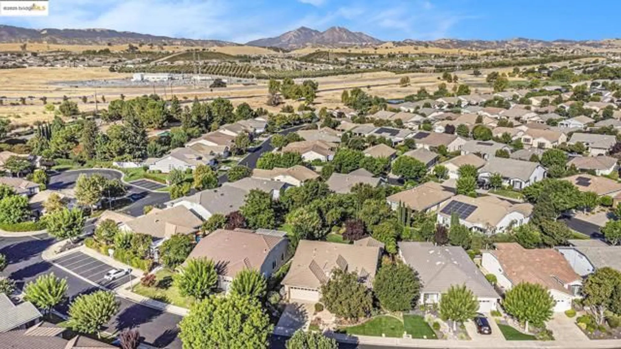 Property Slideshow image 29 of 40 | 1182 bacchini ln, Brentwood, CA, 94513