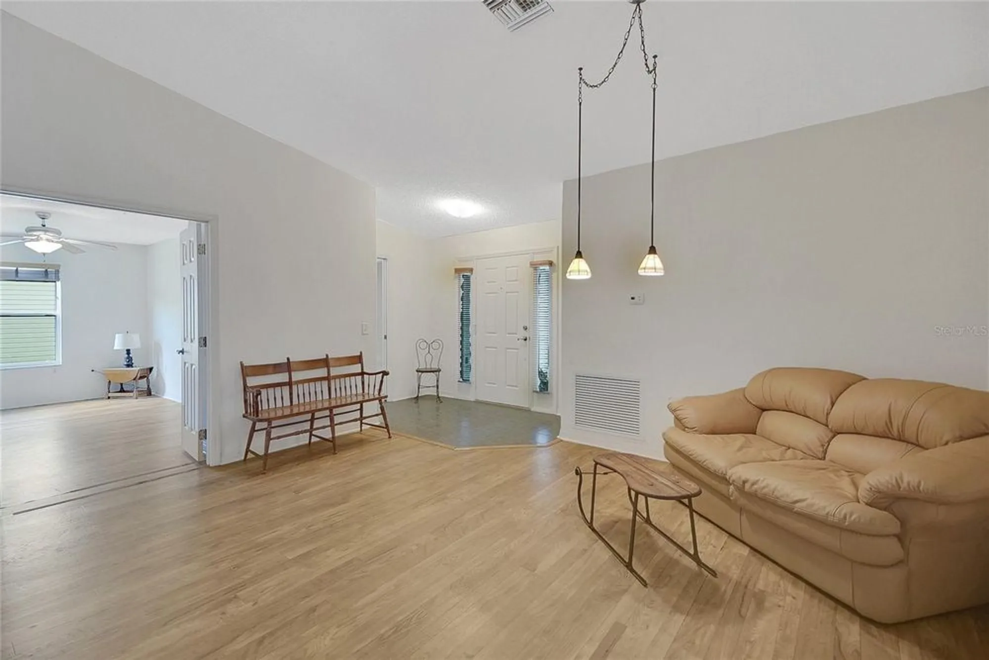 Property Slideshow image 4 of 77 | 32942 rambling oaks ct, Leesburg, FL, 34748