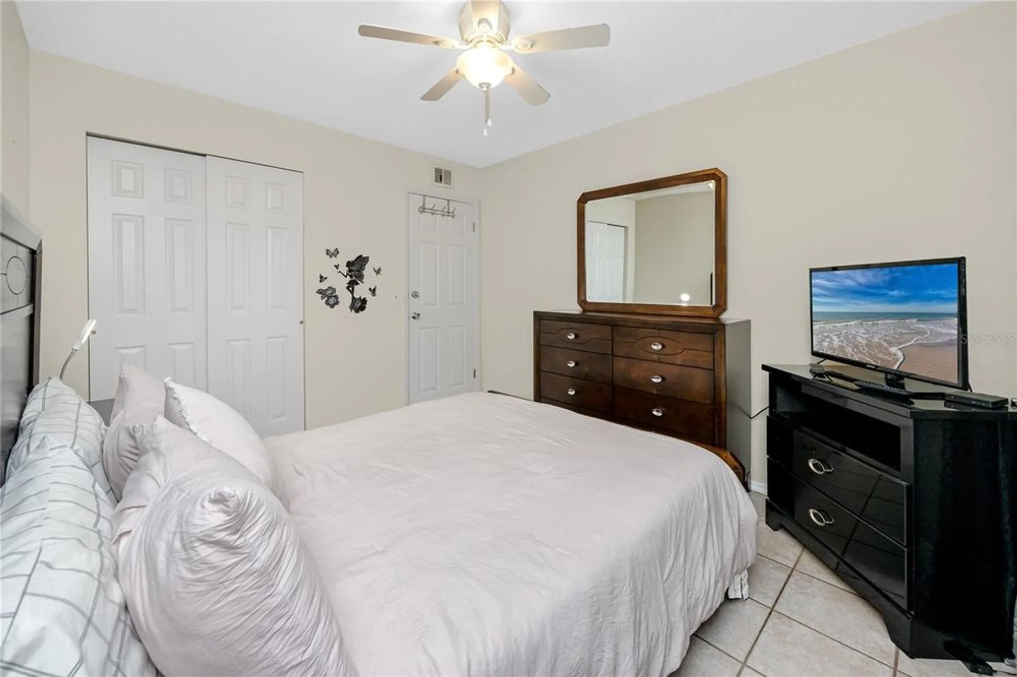 Property Slideshow image 24 of 42 | 2463 brazilia dr apt 39, Clearwater, FL, 33763
