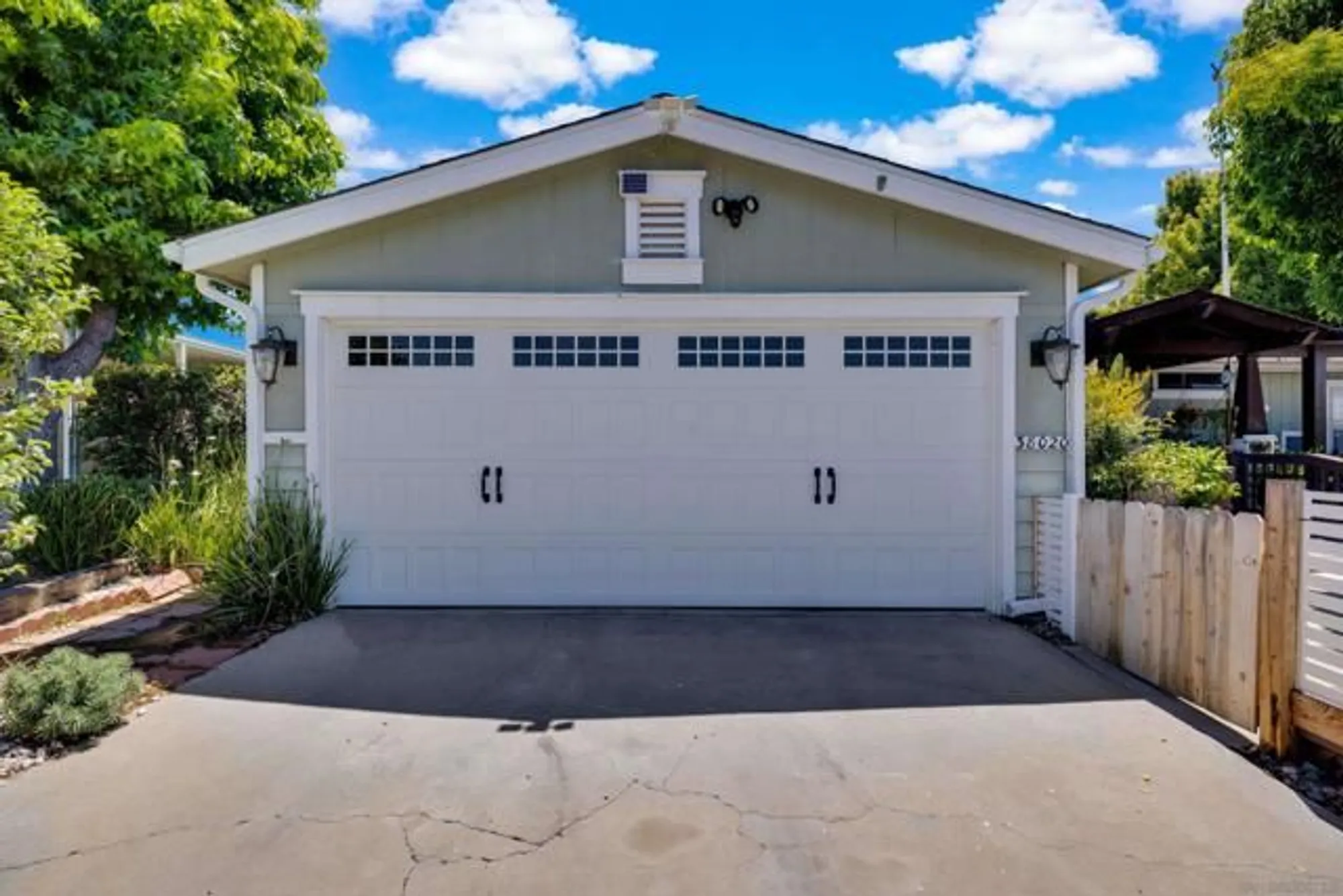 Property Slideshow image 1 of 45 | 38020 calle confite, Murrieta, CA, 92563