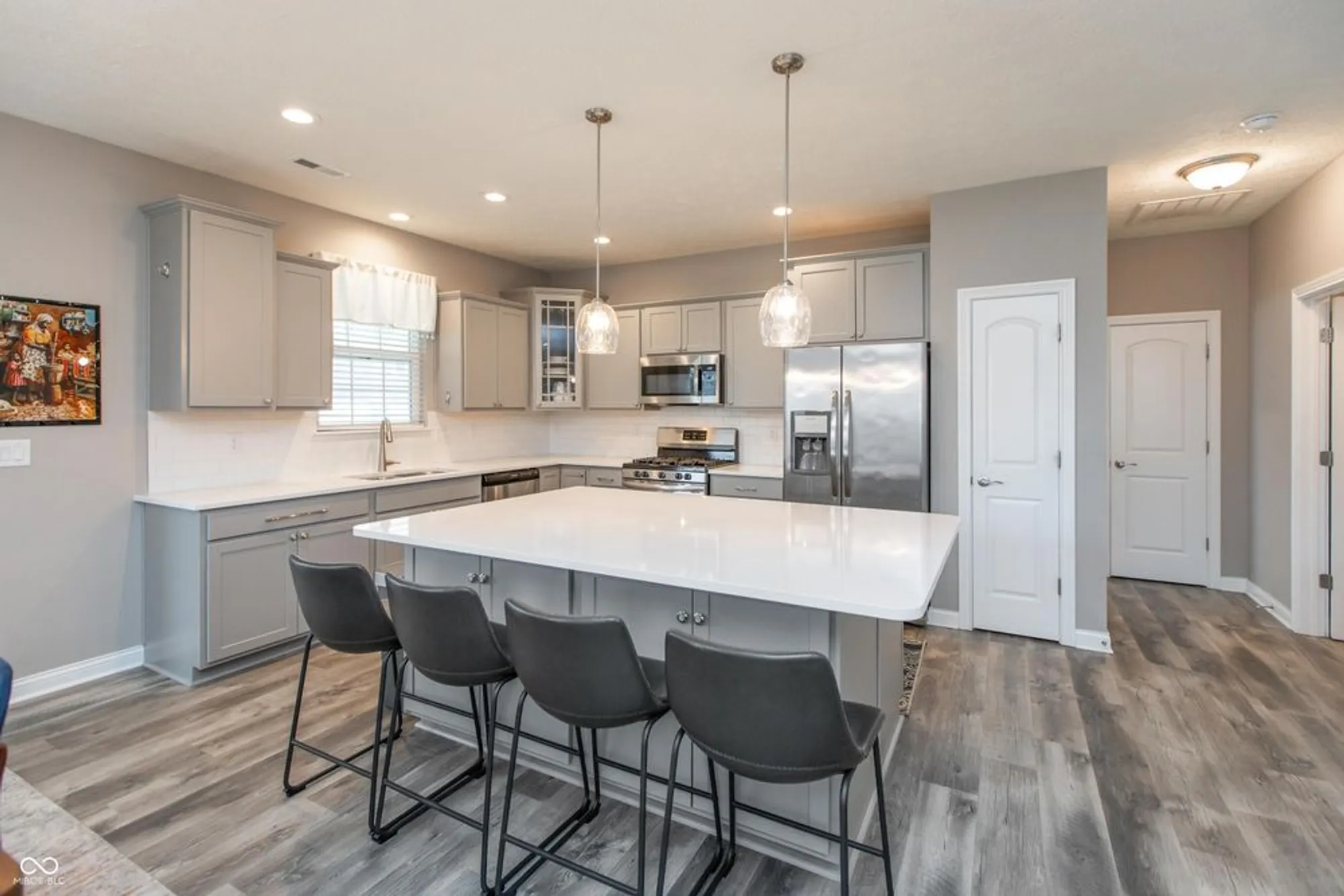 Property Slideshow image 7 of 23 | 253 darrough dr, Greenwood, IN, 46143