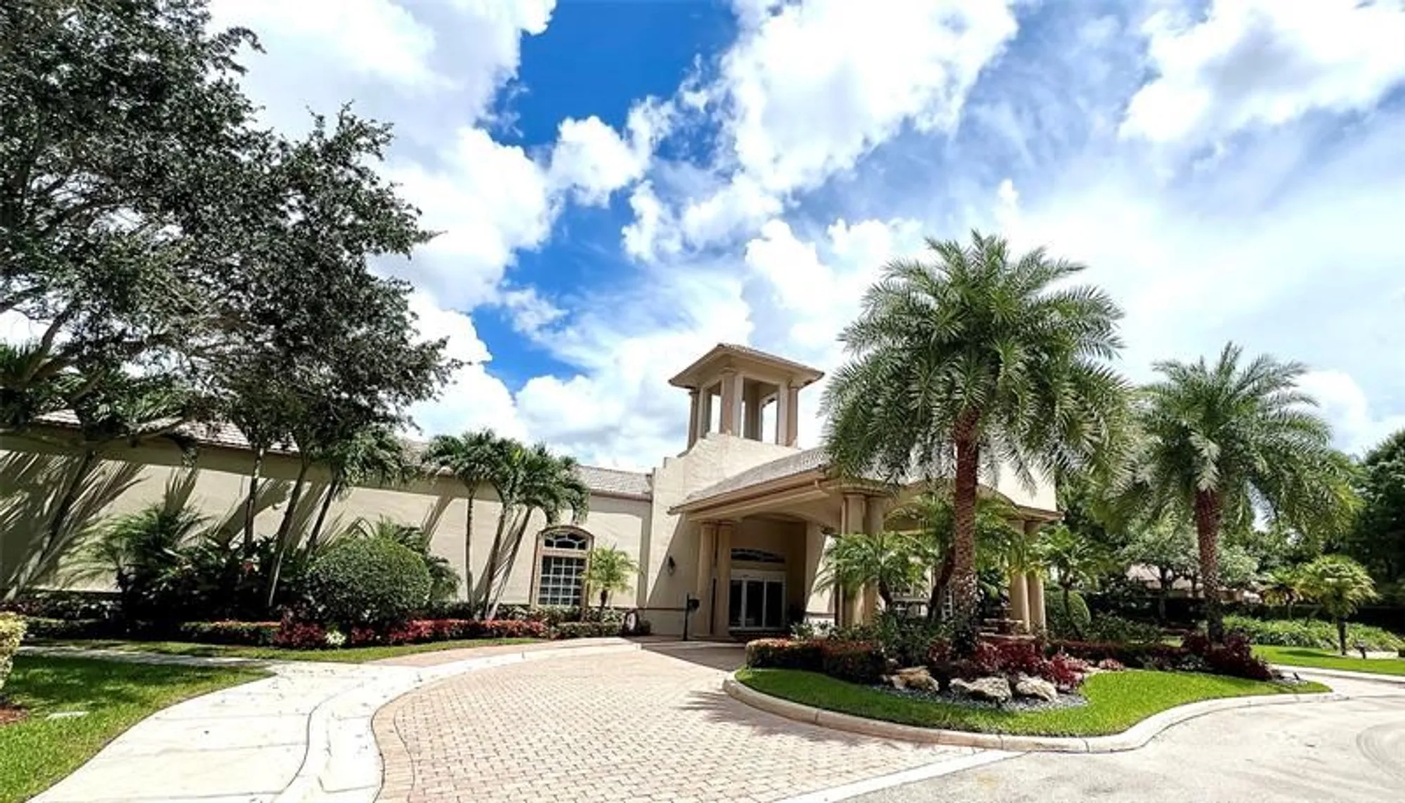 Property Slideshow image 40 of 61 | 7200 veneto dr, Boynton Beach, FL, 33437
