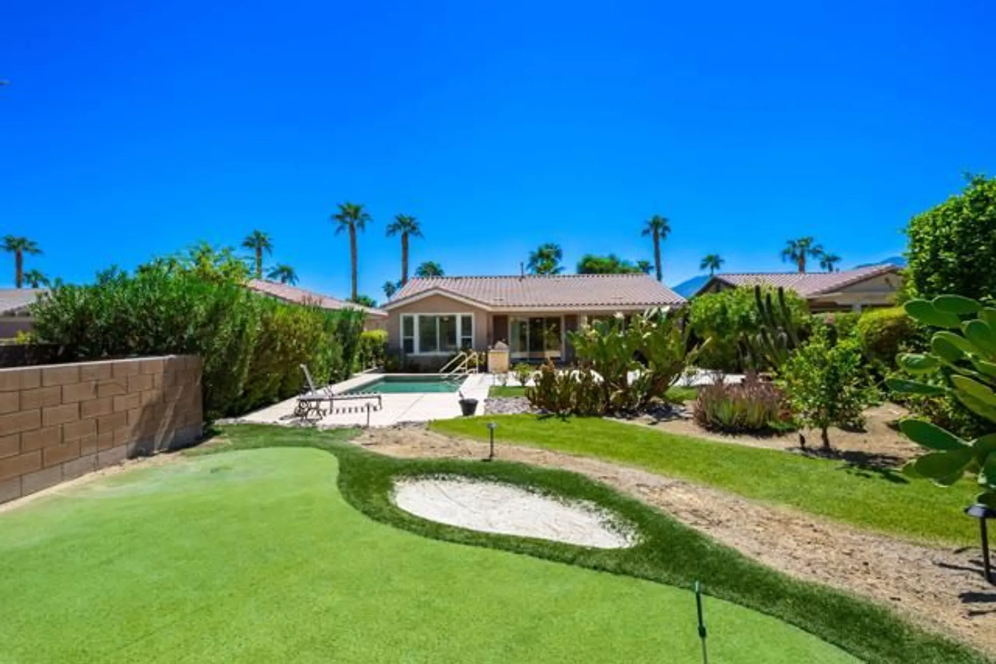 Property Slideshow image 32 of 85 | 81650 prism dr, La Quinta, CA, 92253