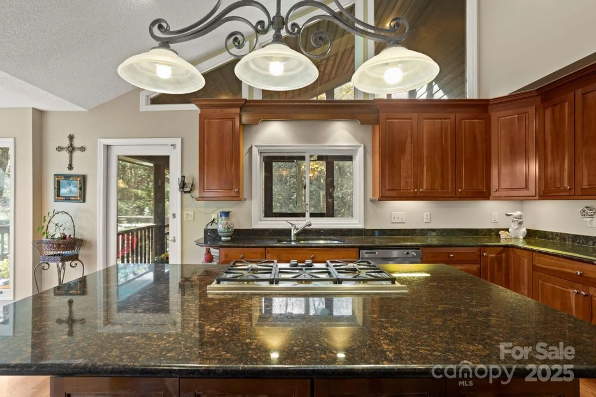 Property Slideshow image 18 of 48 | 231 greenleaf dr, Flat Rock, NC, 28731