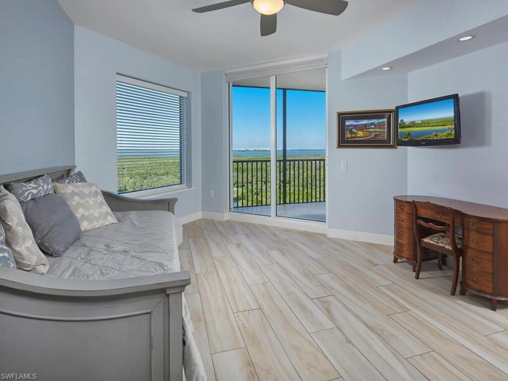 Property Slideshow image 16 of 25 | 23850 via italia cir apt 805, Estero, FL, 34134