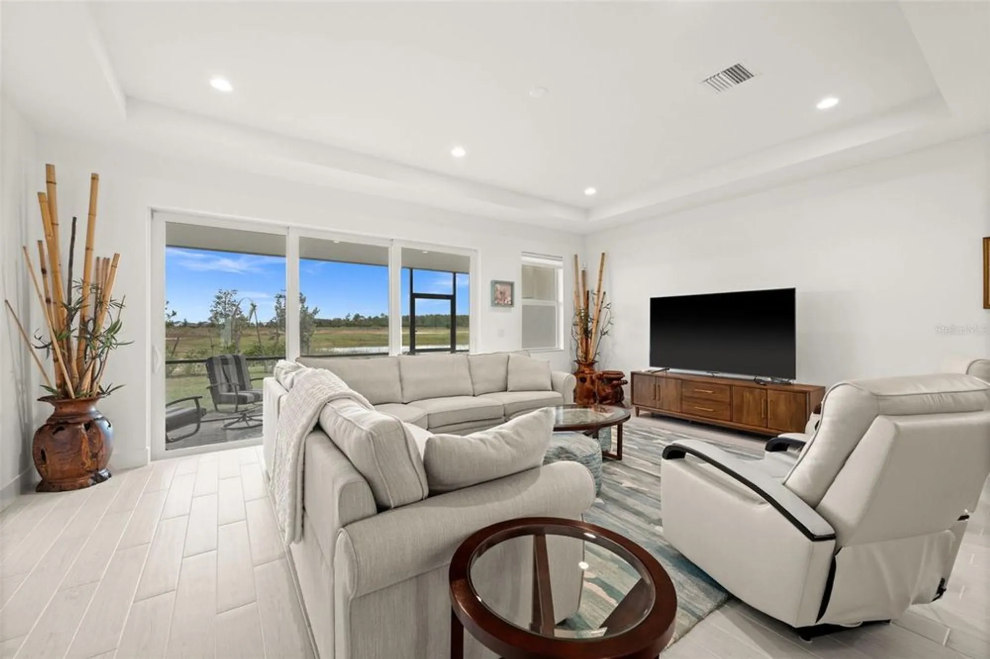 Property Slideshow image 13 of 48 | 44518 little blue heron way, Punta Gorda, FL, 33982