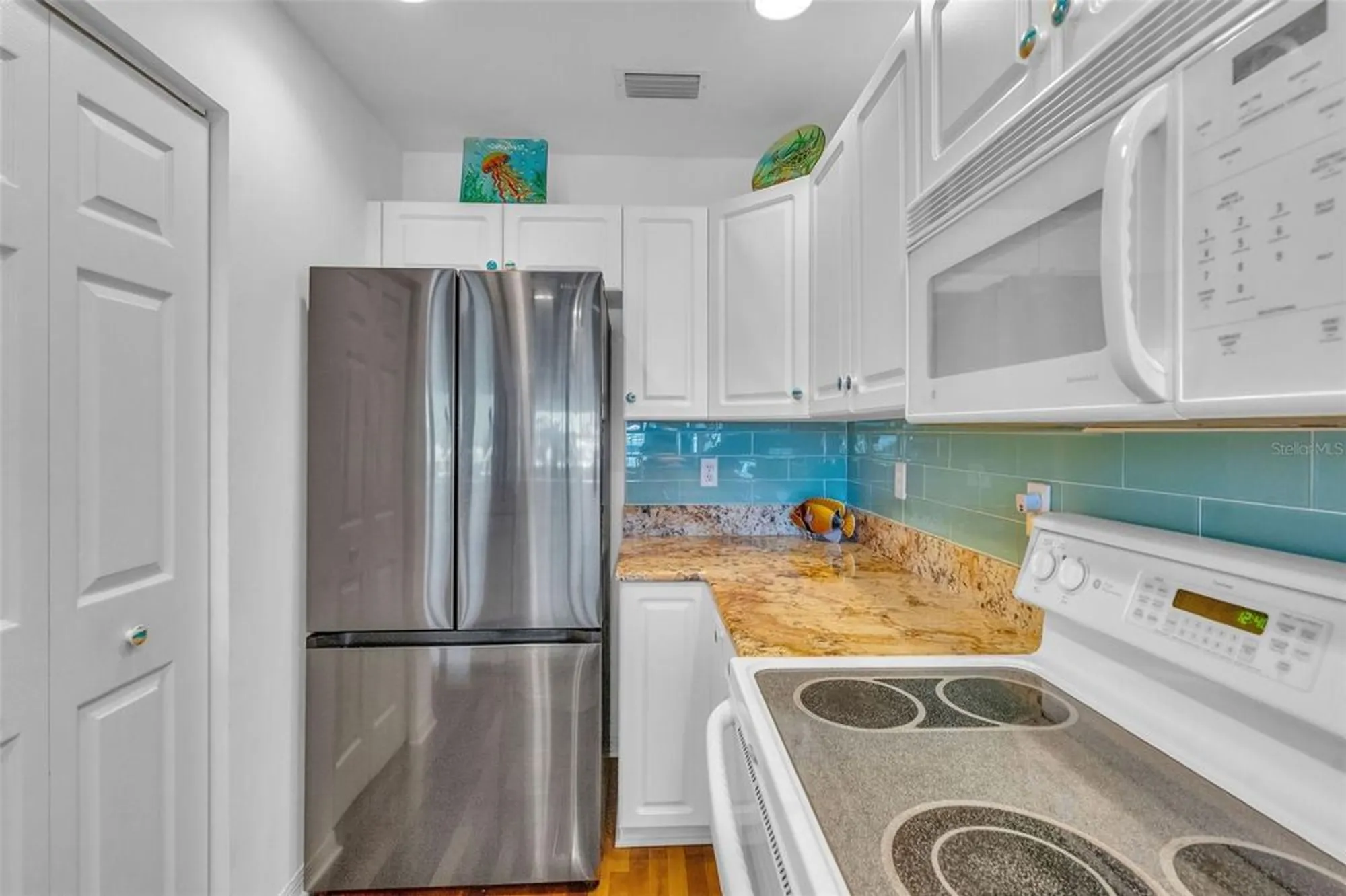 Property Slideshow image 13 of 58 | 2090 matecumbe key rd unit 1105, Punta Gorda, FL, 33955