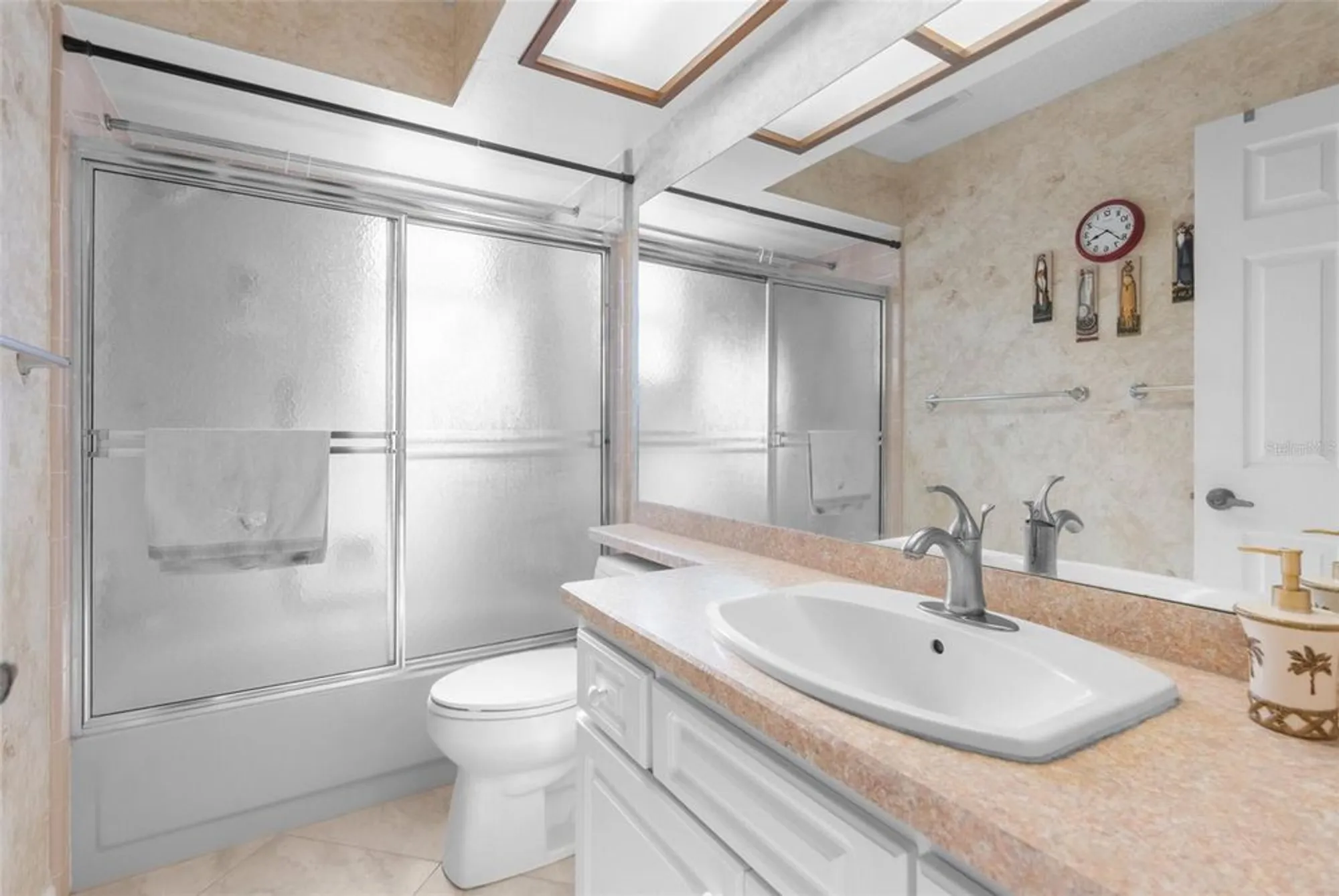 Property Slideshow image 20 of 38 | 6409 wedgewood dr, Spring Hill, FL, 34606