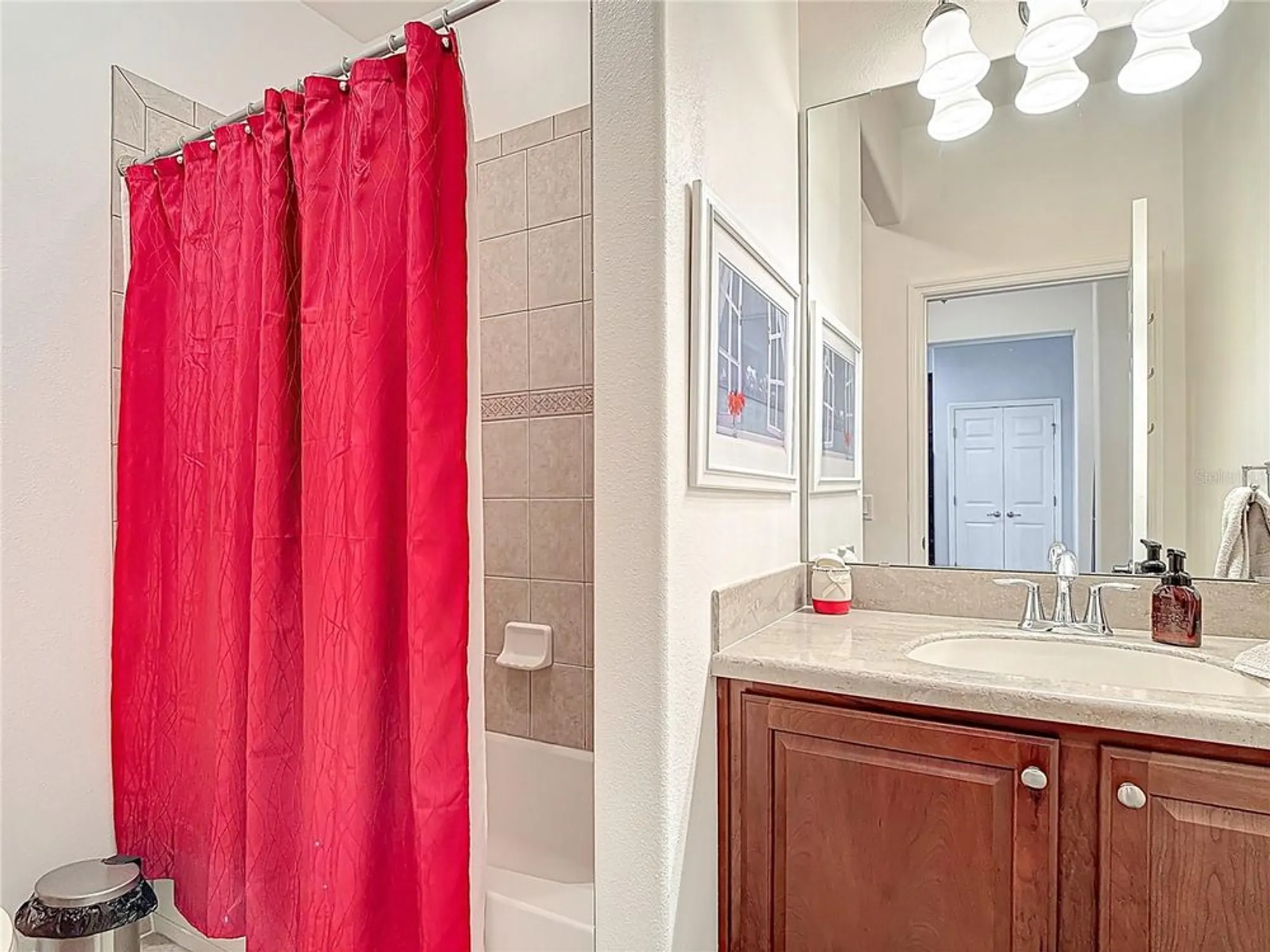 Property Slideshow image 37 of 46 | 2502 palm tree dr, Poinciana, FL, 34759