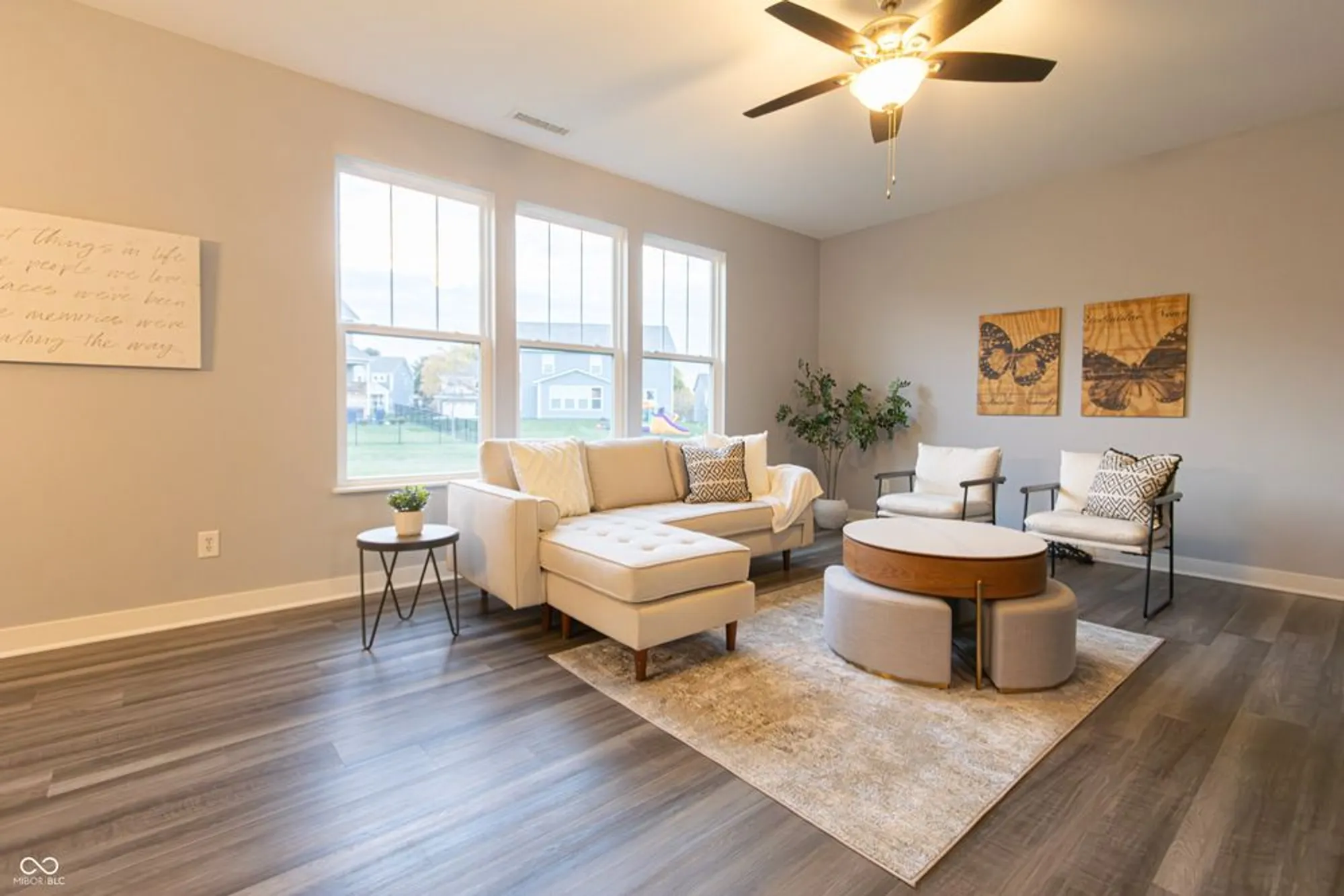 Property Slideshow image 13 of 34 | 4216 lauder rd, Bargersville, IN, 46106