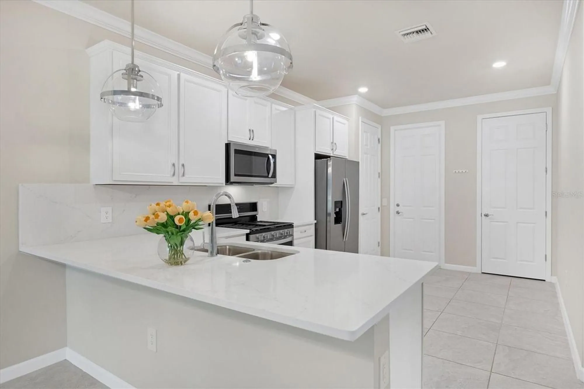 Property Slideshow image 10 of 58 | 17660 northwood pl, Bradenton, FL, 34202