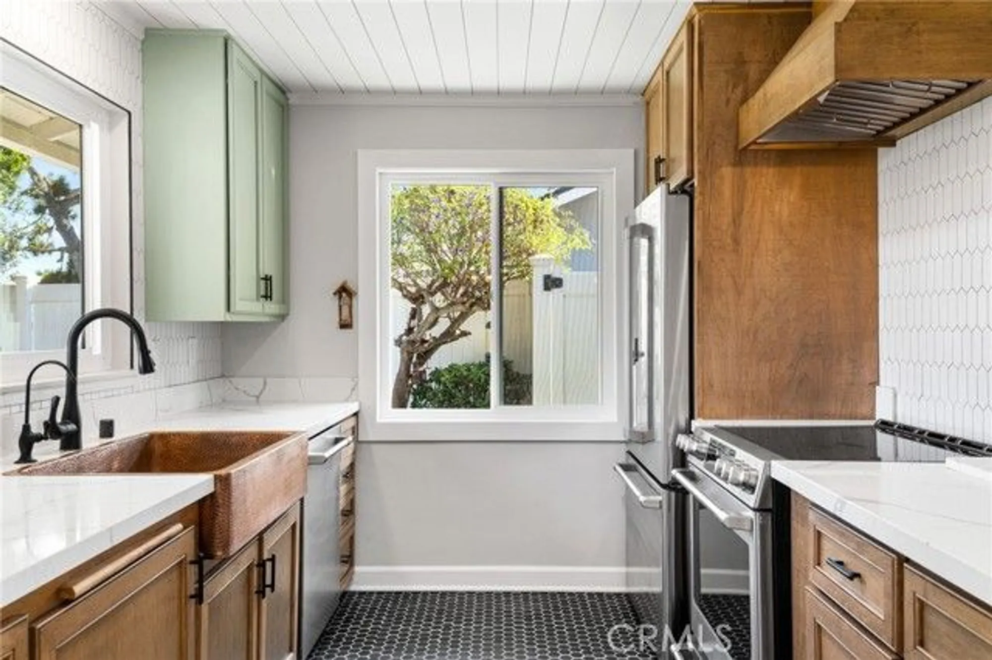 Property Slideshow image 26 of 59 | 103 monte vista 2, San Clemente, CA, 92672