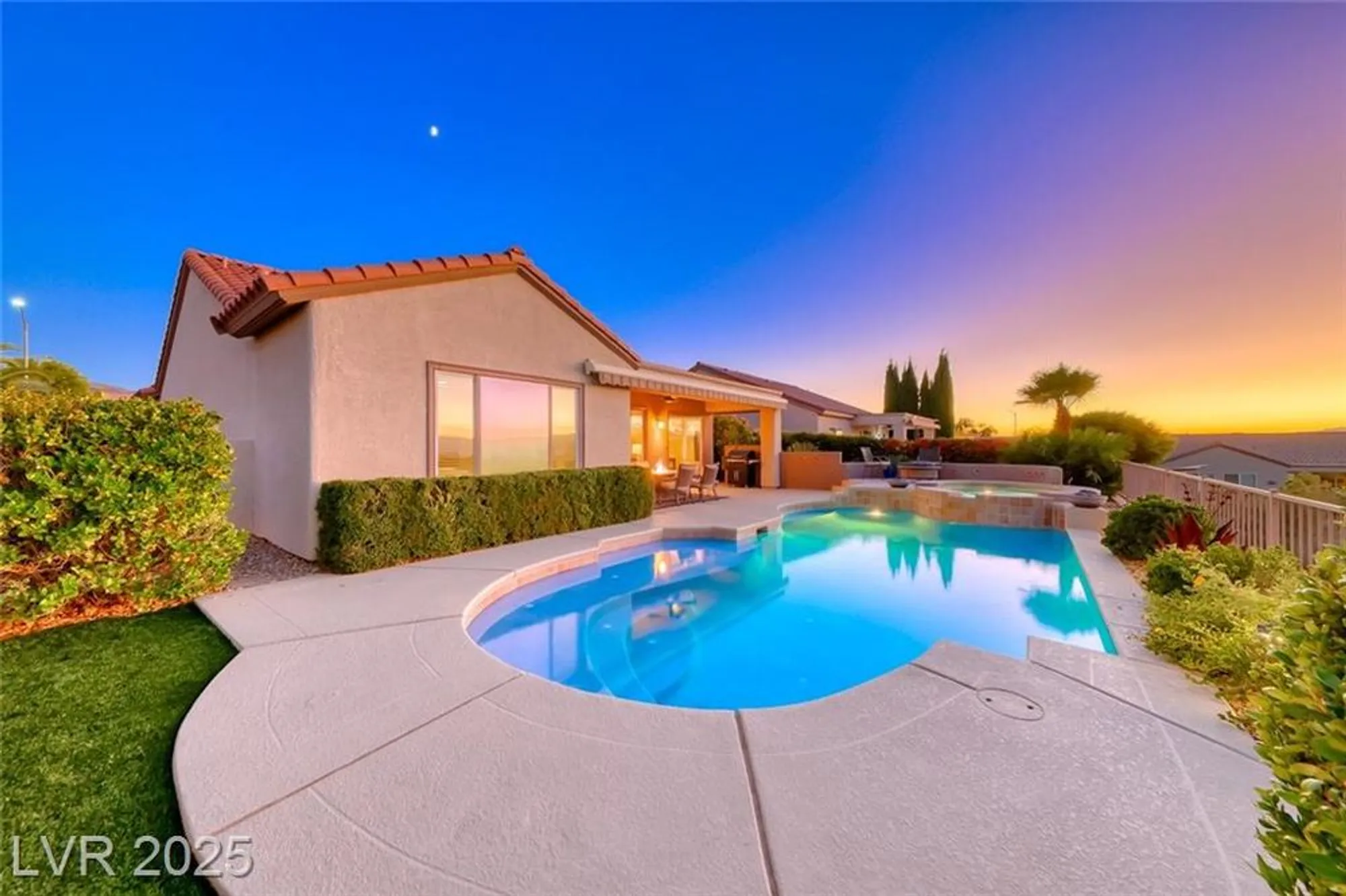 Property Slideshow image 44 of 66 | 2470 bedford park dr, Henderson, NV, 89052