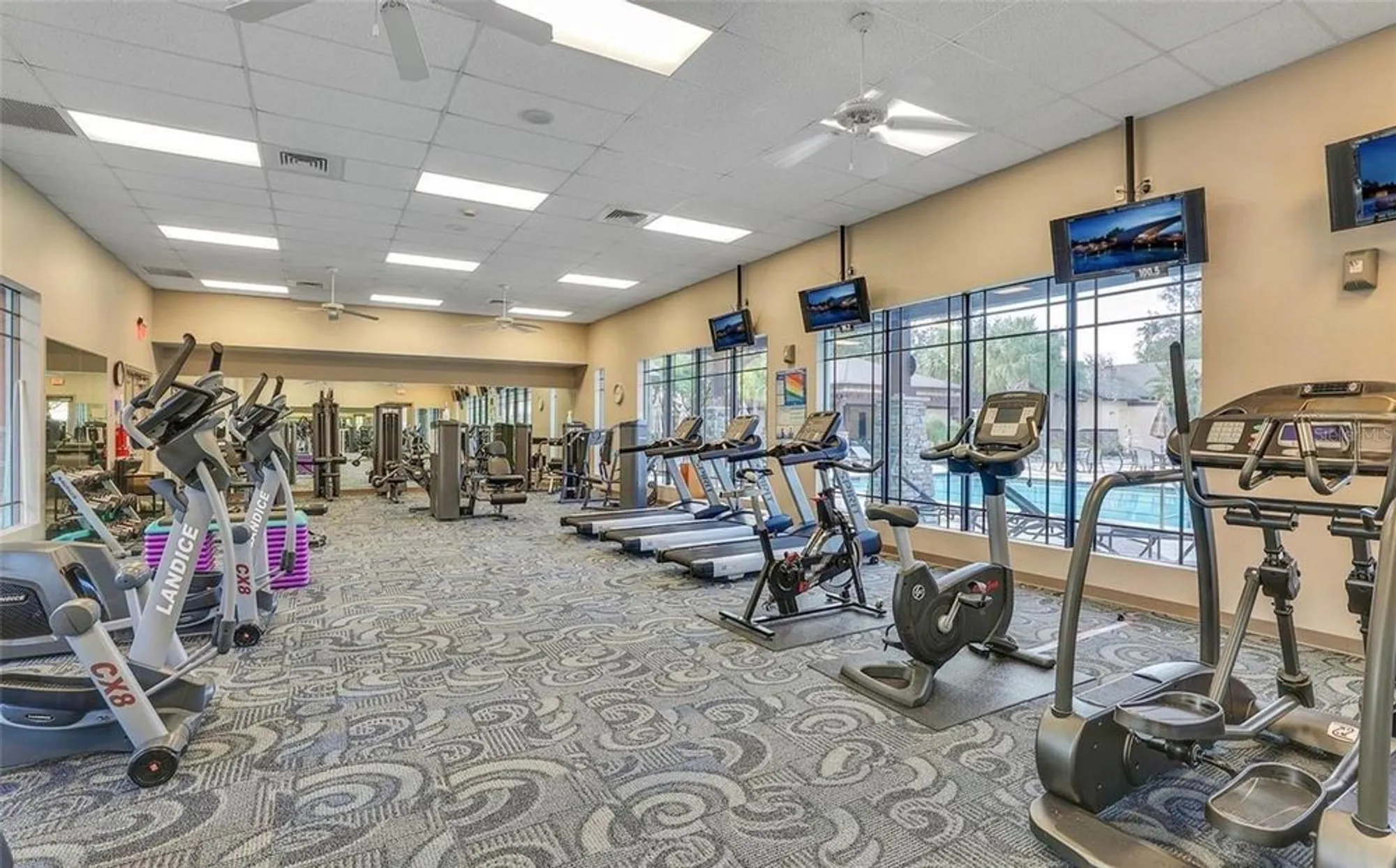 Property Slideshow image 39 of 45 | 4411 winchester ct, Leesburg, FL, 34748